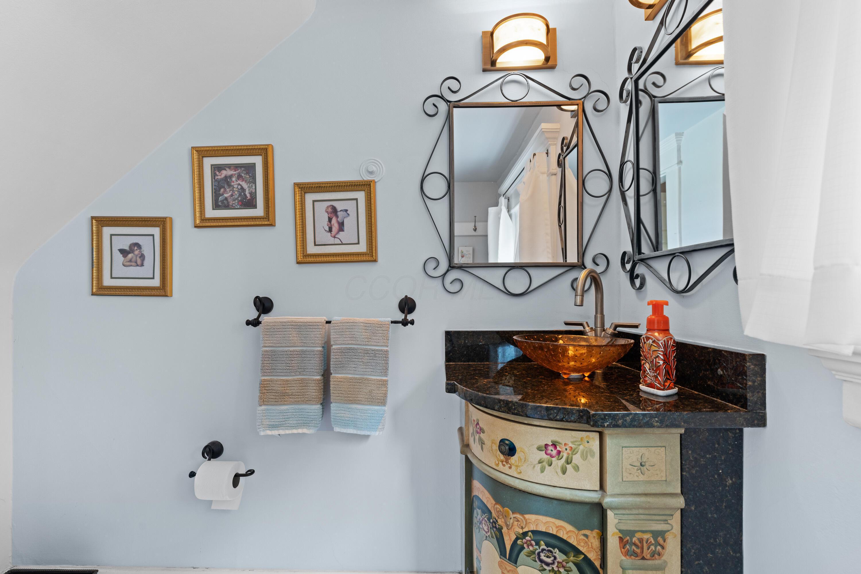 Columbus, Ohio, 43203, United States, 5 Bedrooms Bedrooms, ,4 BathroomsBathrooms,Residential,For Sale,1983824