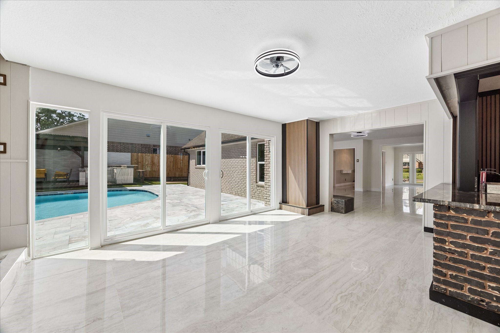  2302 Brooktree Drive - 物件實景