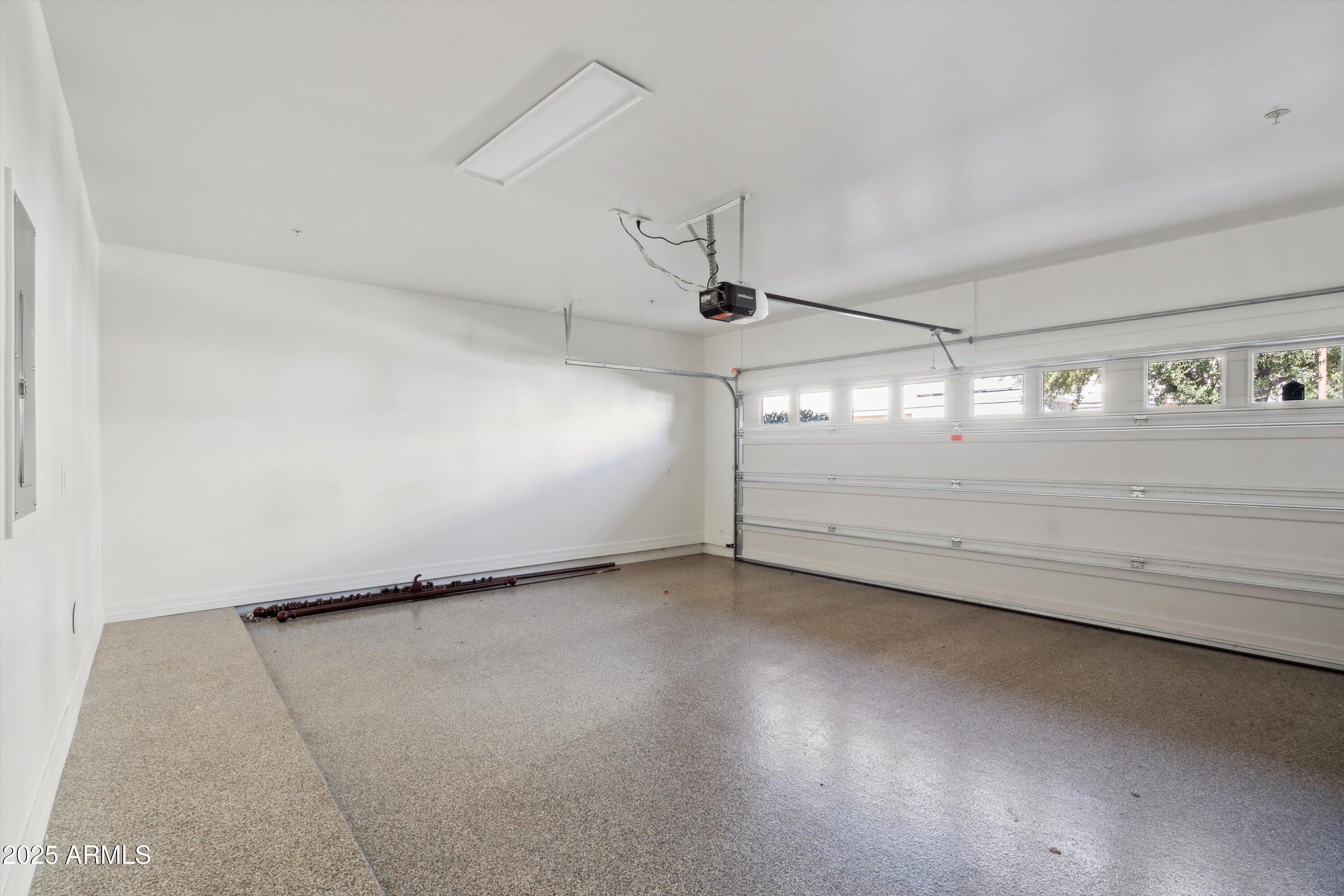 Scottsdale, Arizona, 85260, United States, 3 Bedrooms Bedrooms, ,4 BathroomsBathrooms,Residential,For Sale,2009758