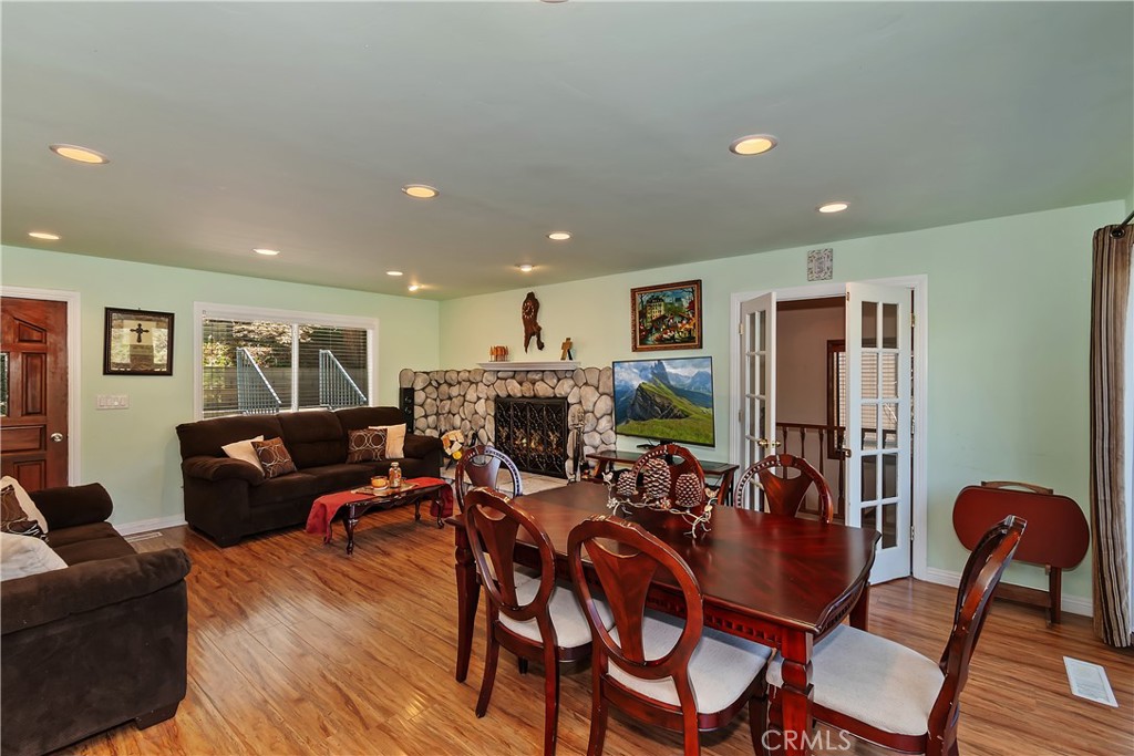 Lake Arrowhead, California, 92352, United States, 4 Bedrooms Bedrooms, ,2 BathroomsBathrooms,Residential,For Sale,1955780