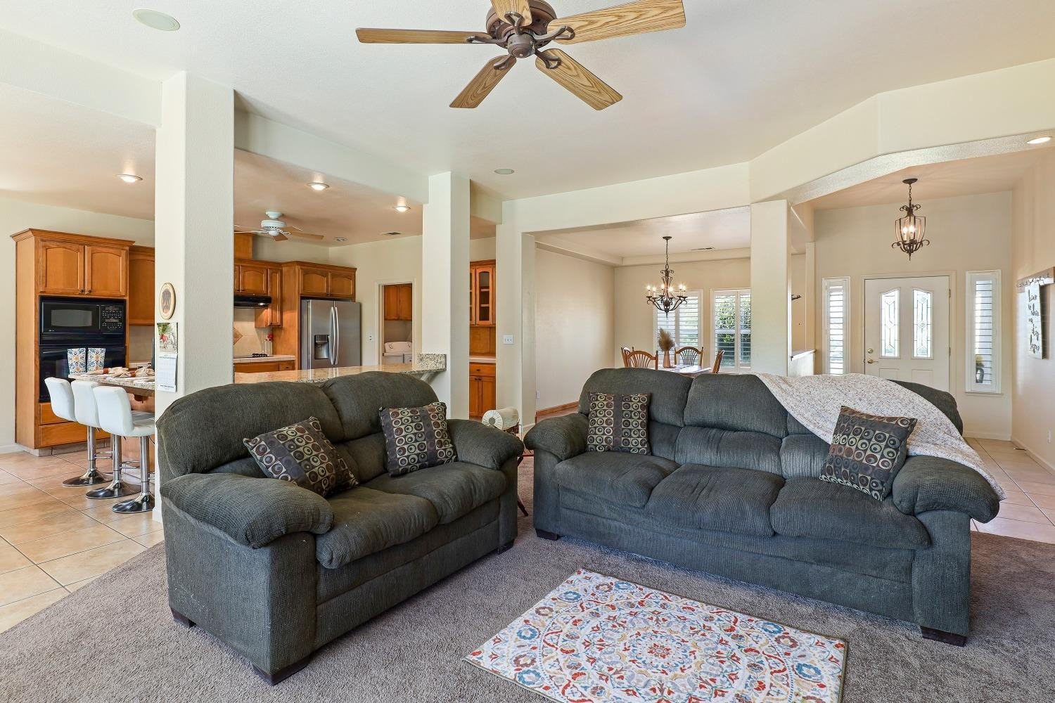 Valley Springs, California, 95252, United States, 3 Bedrooms Bedrooms, ,2 BathroomsBathrooms,Residential,For Sale,1981889