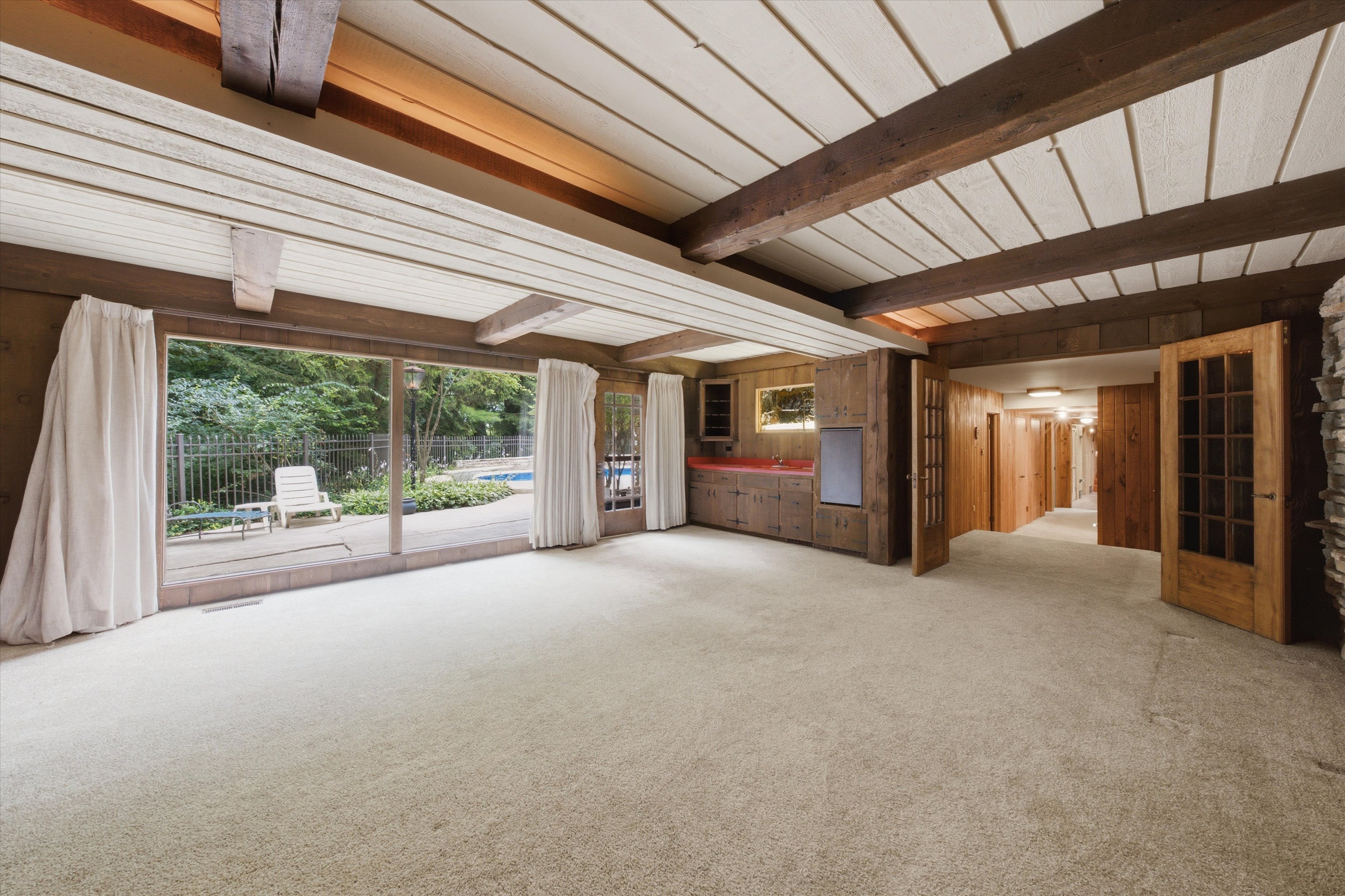  Private Country Estate Situated on Over Nine Acres of Beautiful Open Grounds - 物件實景