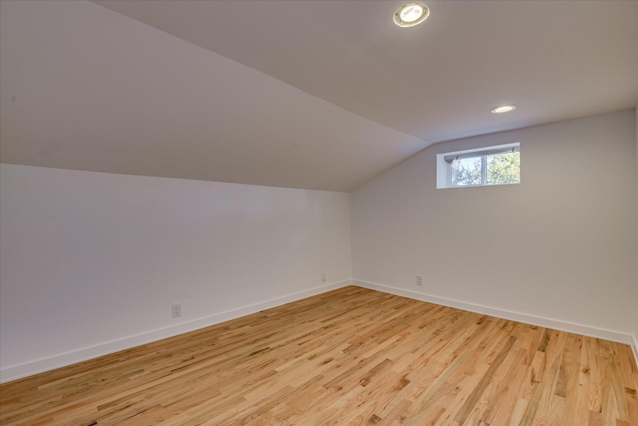 Aiken, South Carolina, 29801, United States, 4 Bedrooms Bedrooms, ,3 BathroomsBathrooms,Residential,For Sale,1992029