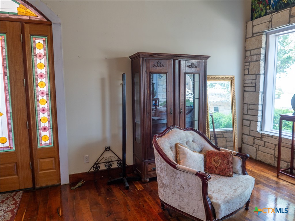 Edna, Texas, 77957, United States, 5 Bedrooms Bedrooms, ,5 BathroomsBathrooms,Residential,For Sale,1770365