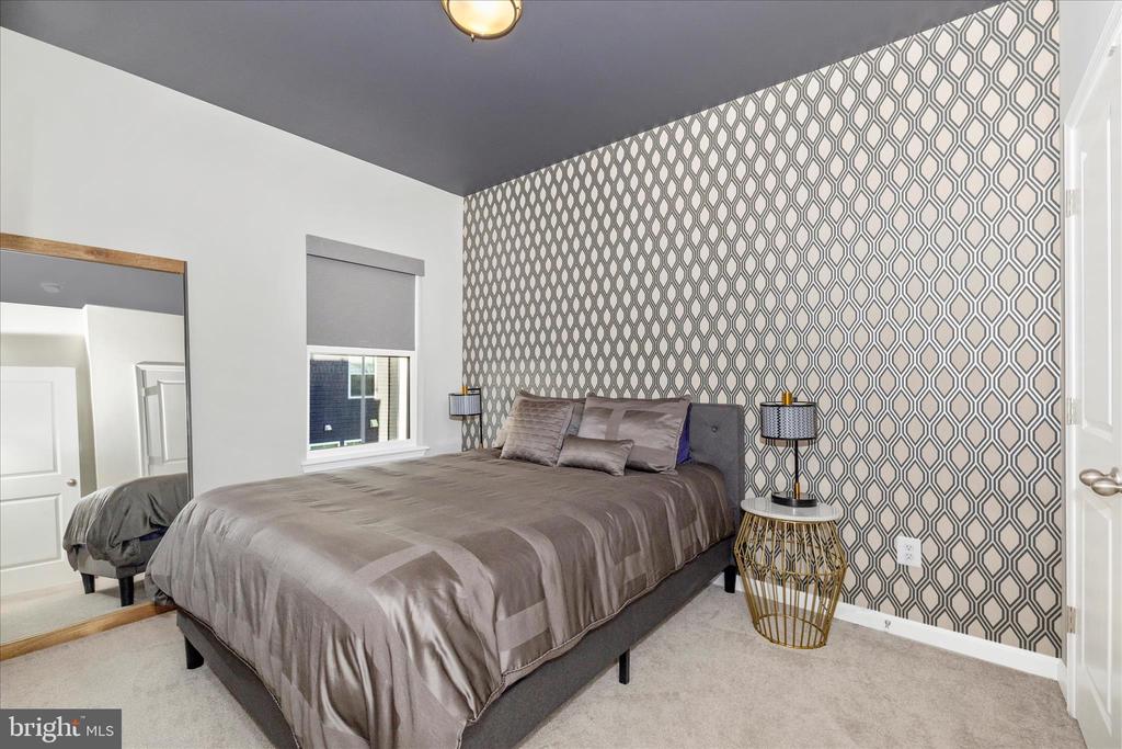 Frederick, Maryland, 21701, United States, 4 Bedrooms Bedrooms, ,4 BathroomsBathrooms,Residential,For Sale,2005194