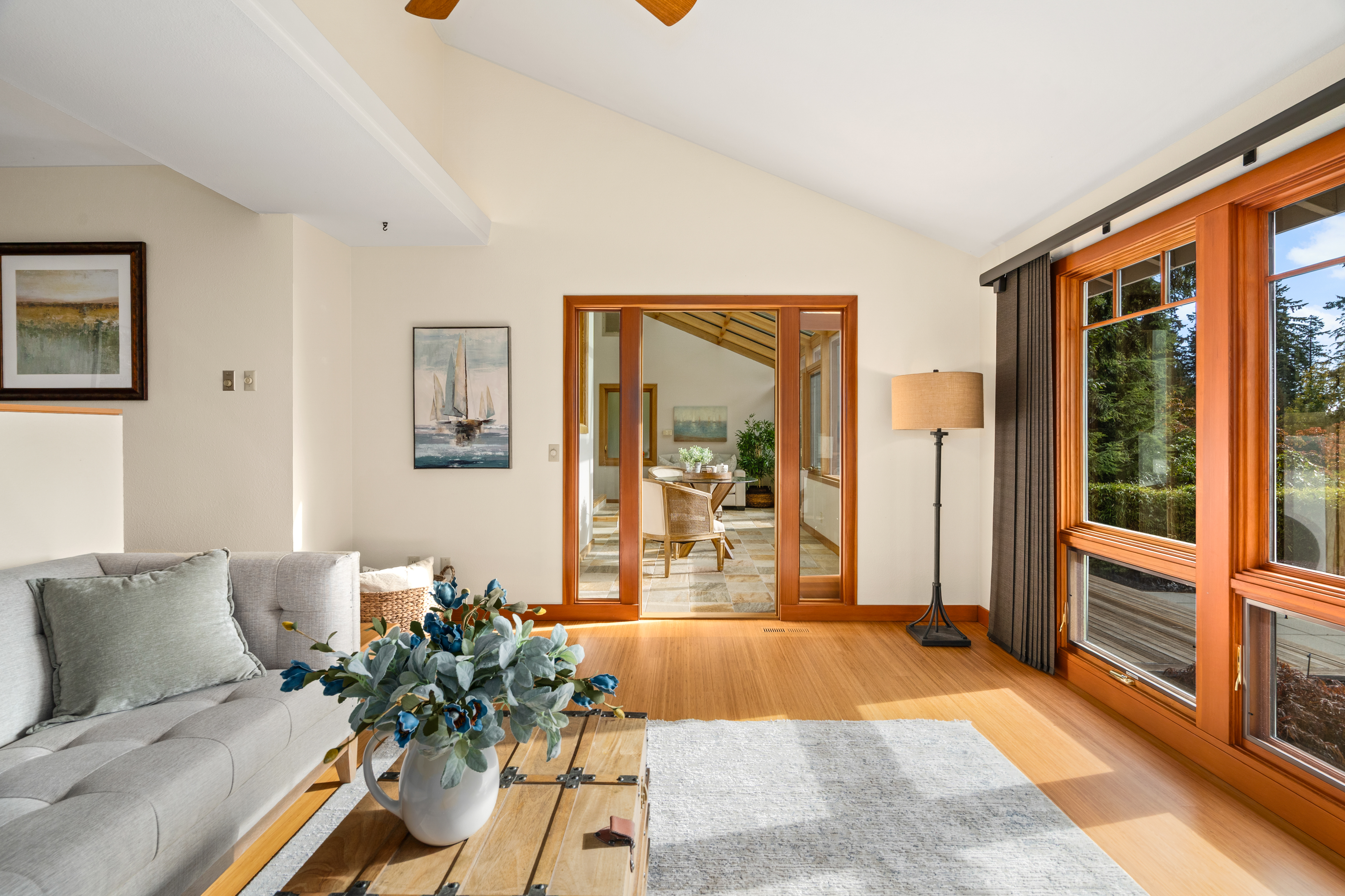  9796 NE Murden Cove Dr, Bainbridge Island, WA 98110 - 物件實景