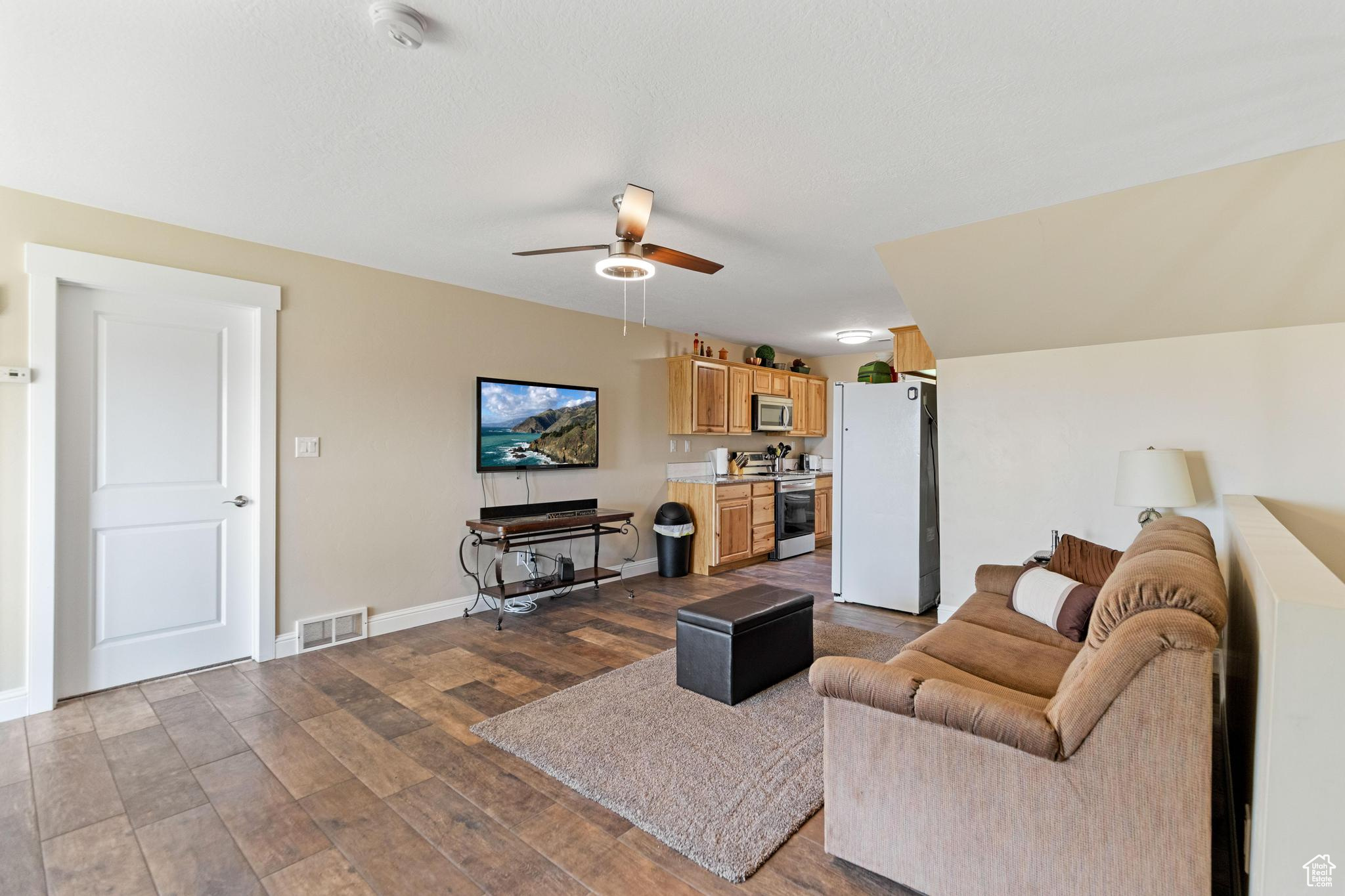 Downey, Idaho, 83234, United States, 3 Bedrooms Bedrooms, ,3 BathroomsBathrooms,Residential,For Sale,1943917