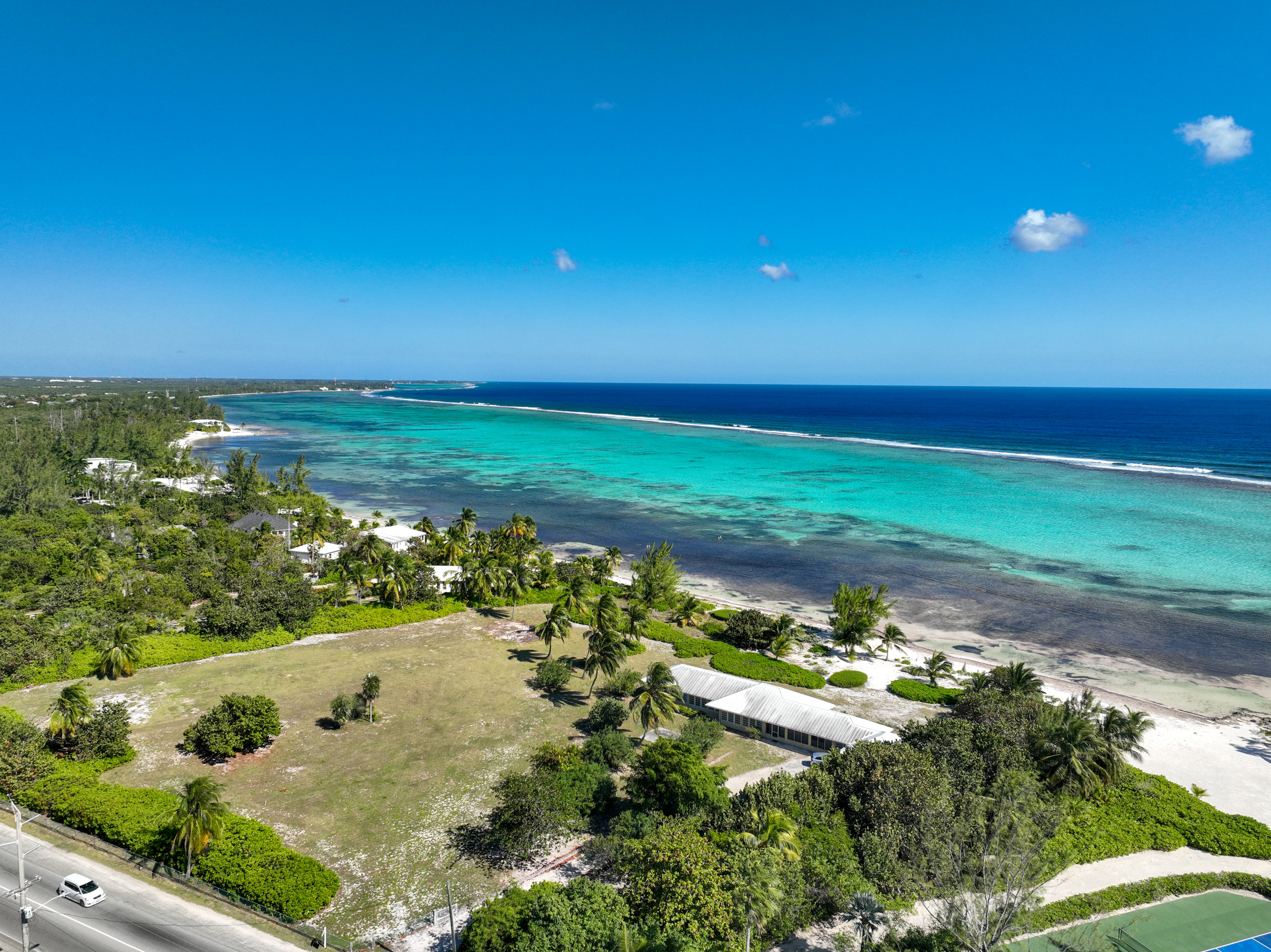  Prime Beachfront Land - 物件實景