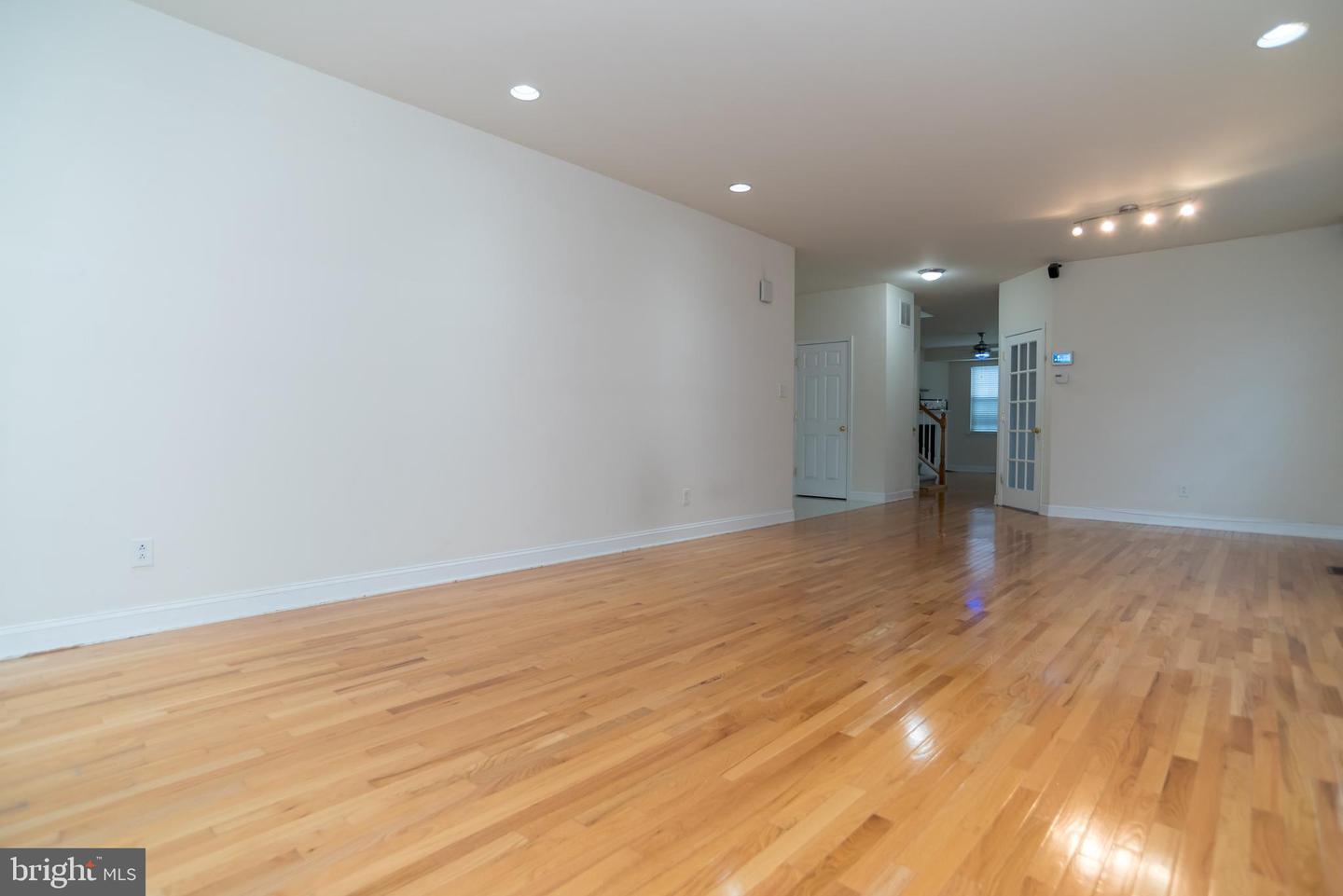 Philadelphia, Pennsylvania, 19115, United States, 4 Bedrooms Bedrooms, ,3 BathroomsBathrooms,Residential,For Sale,1944953
