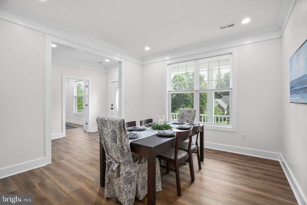 Fredericksburg, Virginia, 22408, United States, 4 Bedrooms Bedrooms, ,4 BathroomsBathrooms,Residential,For Sale,1737760