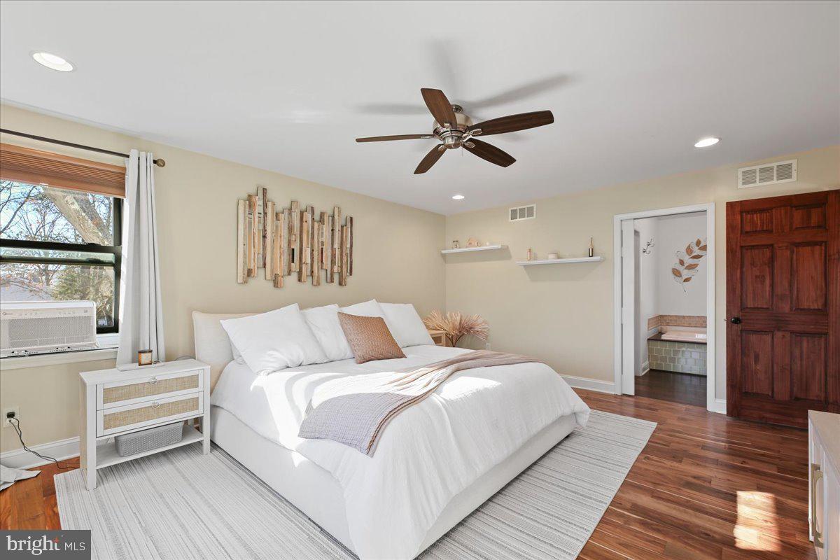 VOORHEES, New Jersey, 08043, United States, 3 Bedrooms Bedrooms, ,3 BathroomsBathrooms,Residential,For Sale,2002864