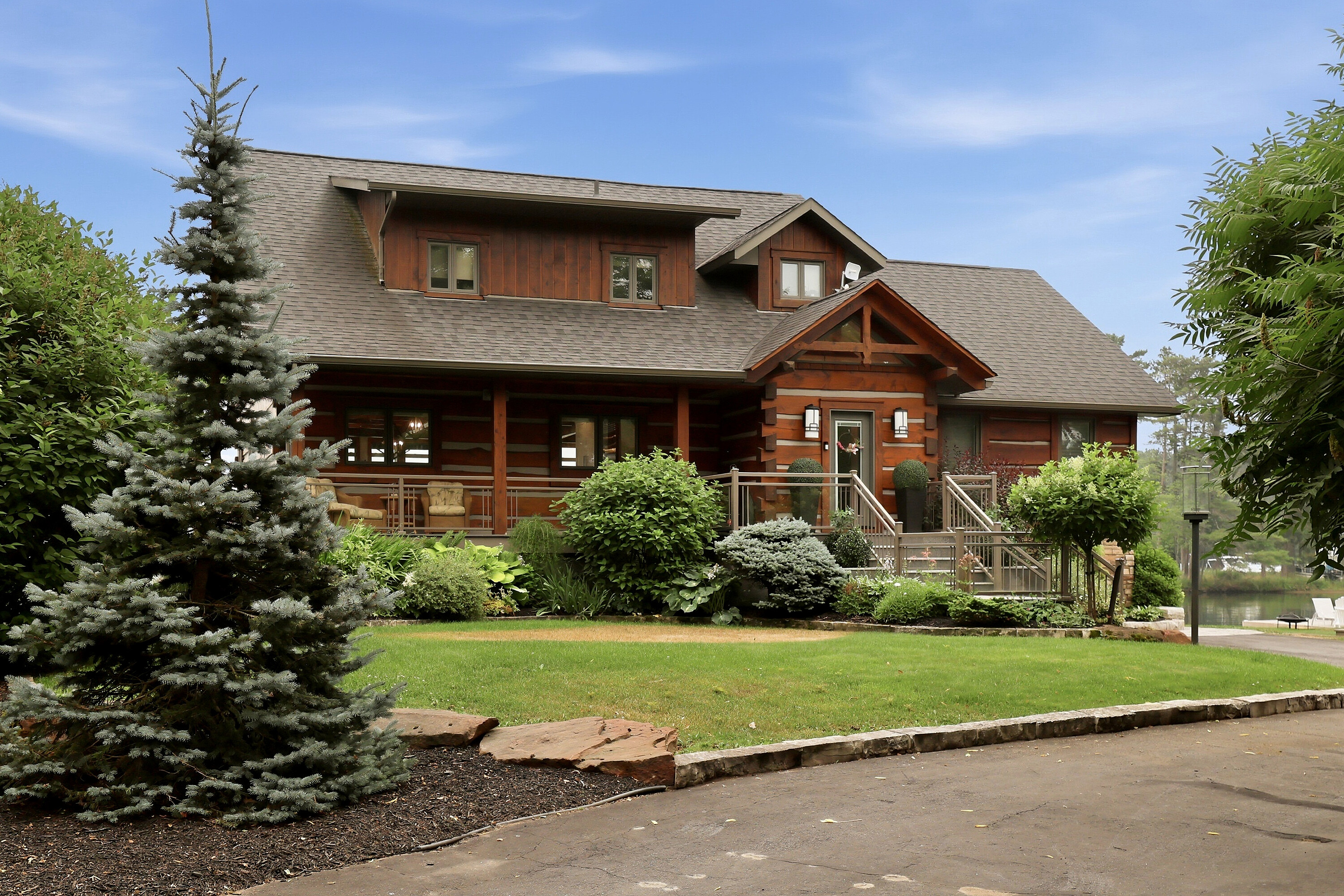 Exceptional Waterfront Home - 物件實景