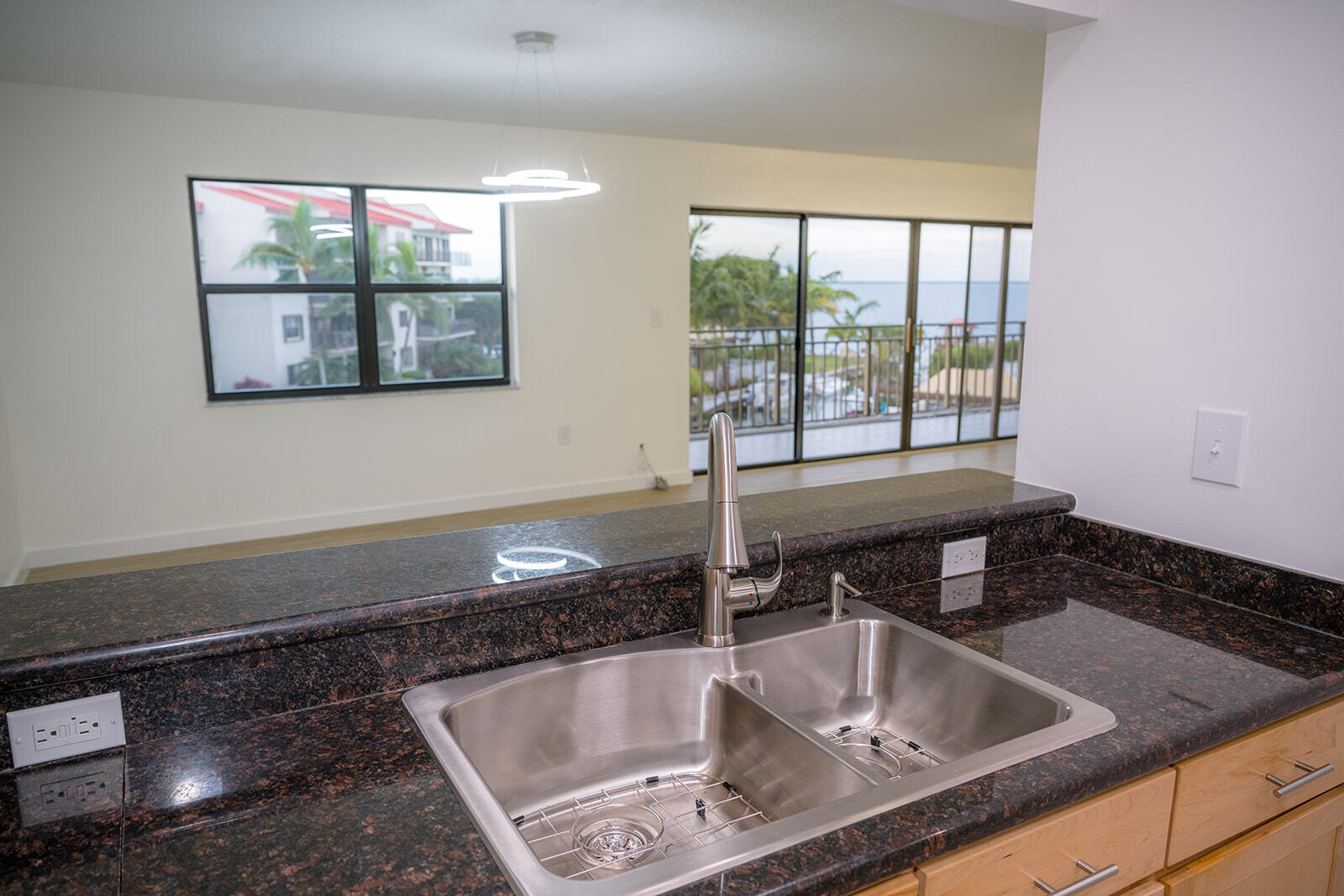 KEY LARGO, Florida, 33037, United States, 3 Bedrooms Bedrooms, ,2 BathroomsBathrooms,Residential,For Sale,1913329