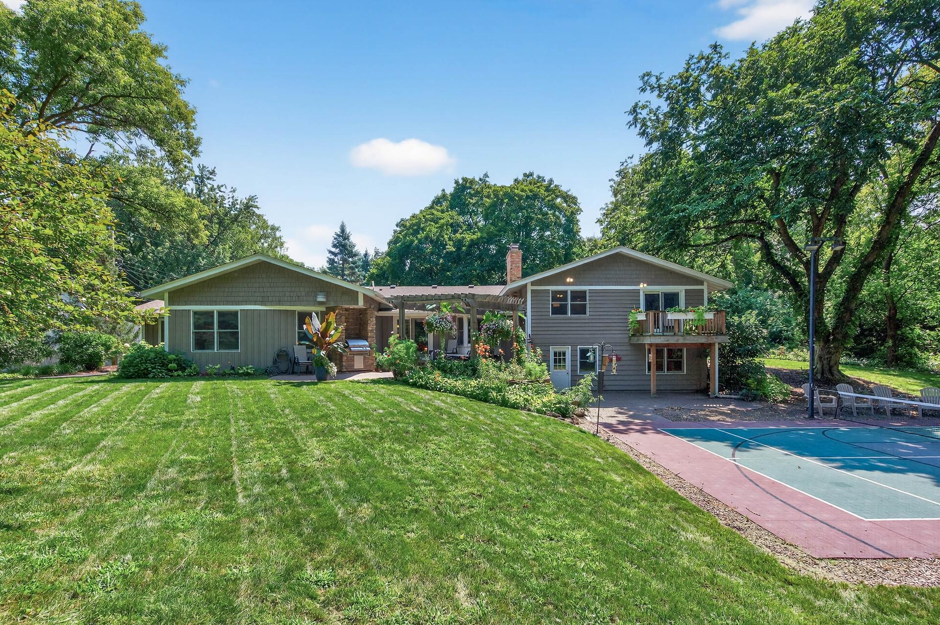 Minnetonka, Minnesota, 55345, United States, 5 Bedrooms Bedrooms, ,2 BathroomsBathrooms,Residential,For Sale,1919862