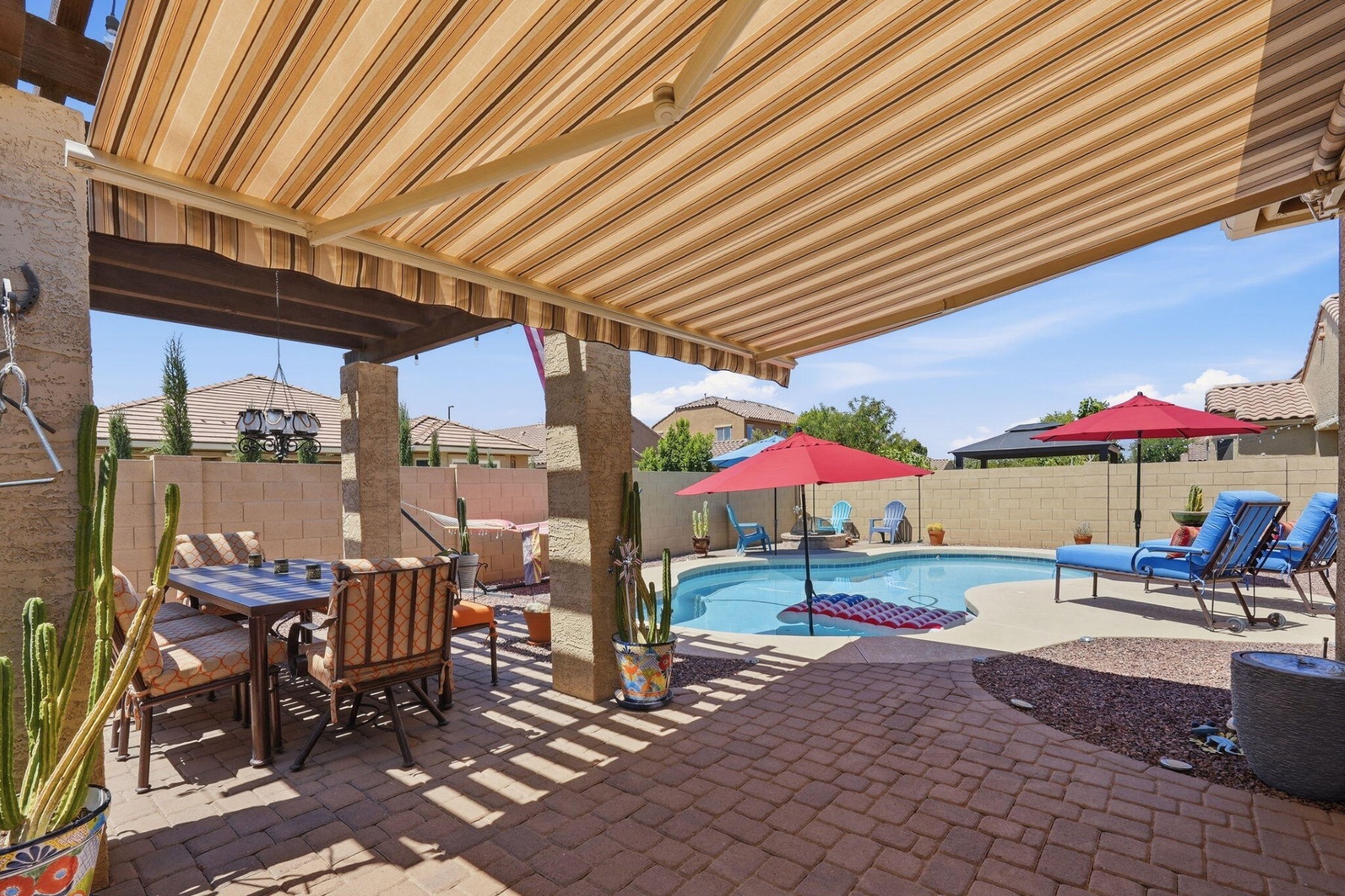  3009 E Meadowview Drive ¦ Gilbert, AZ - 物件實景