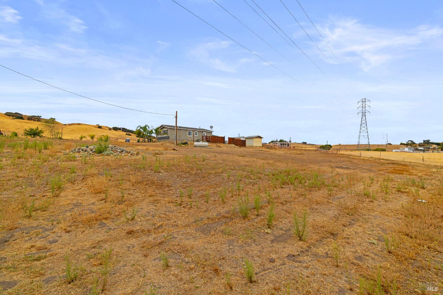 Vacaville, California, 95688, United States, 3 Bedrooms Bedrooms, ,2 BathroomsBathrooms,Residential,For Sale,1982047