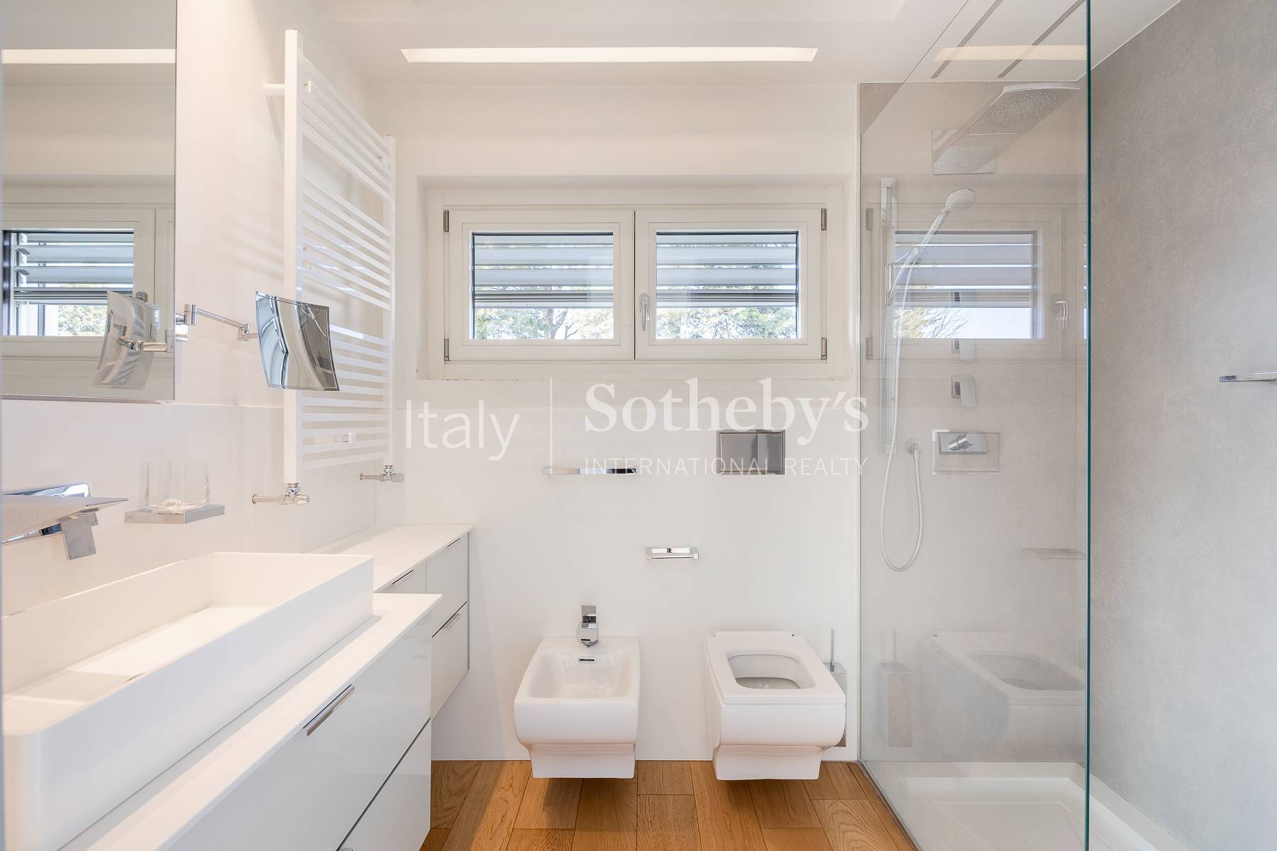  Elegant minimalist high-tech and energy efficient villa - 物件實景