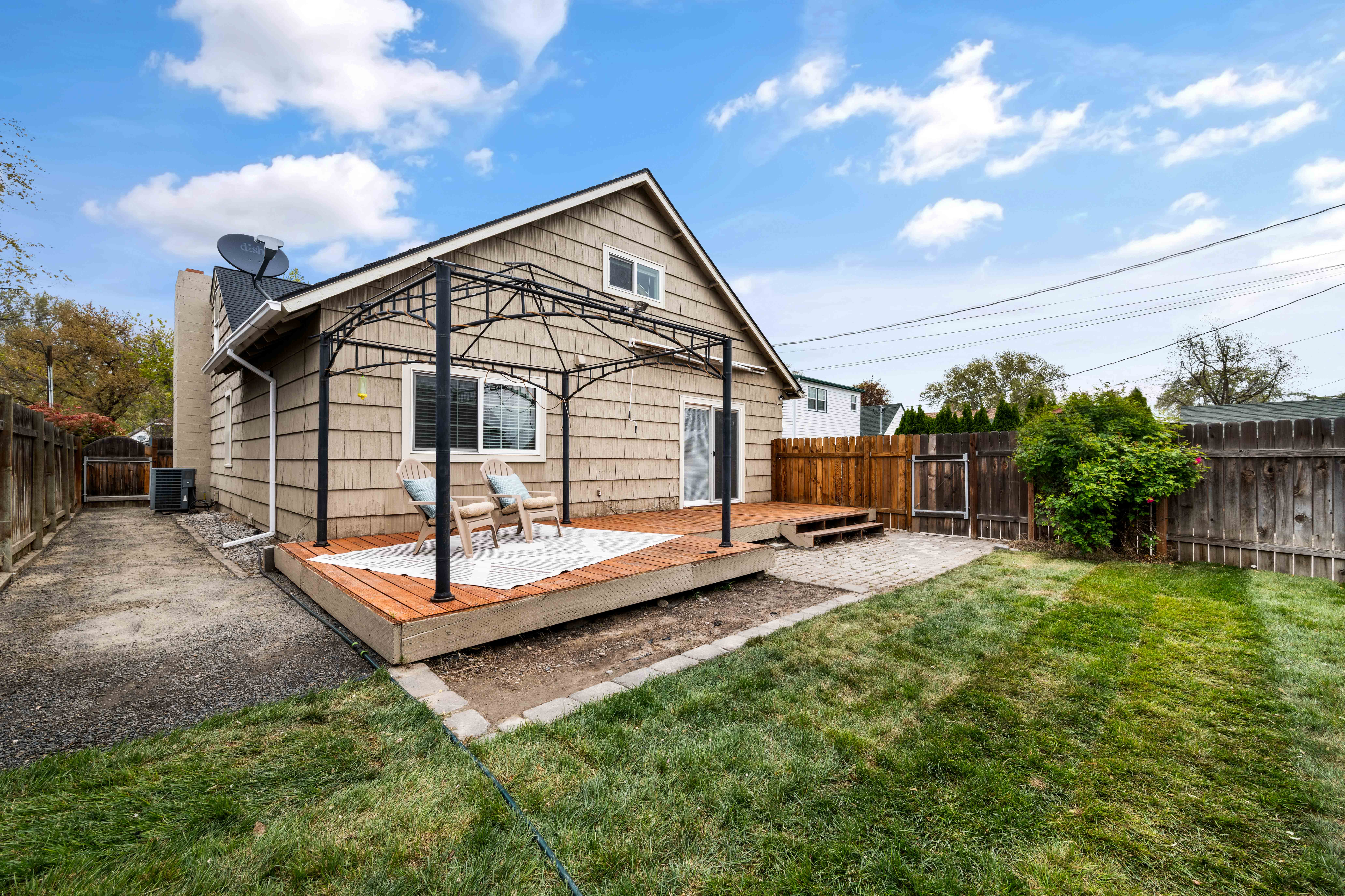  Turn Key Charm with Primary Suite and Loft - 物件實景