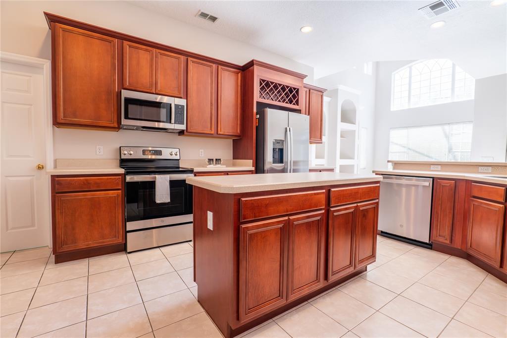 Orlando, Florida, 32824, United States, 5 Bedrooms Bedrooms, ,4 BathroomsBathrooms,Residential,For Sale,1988191