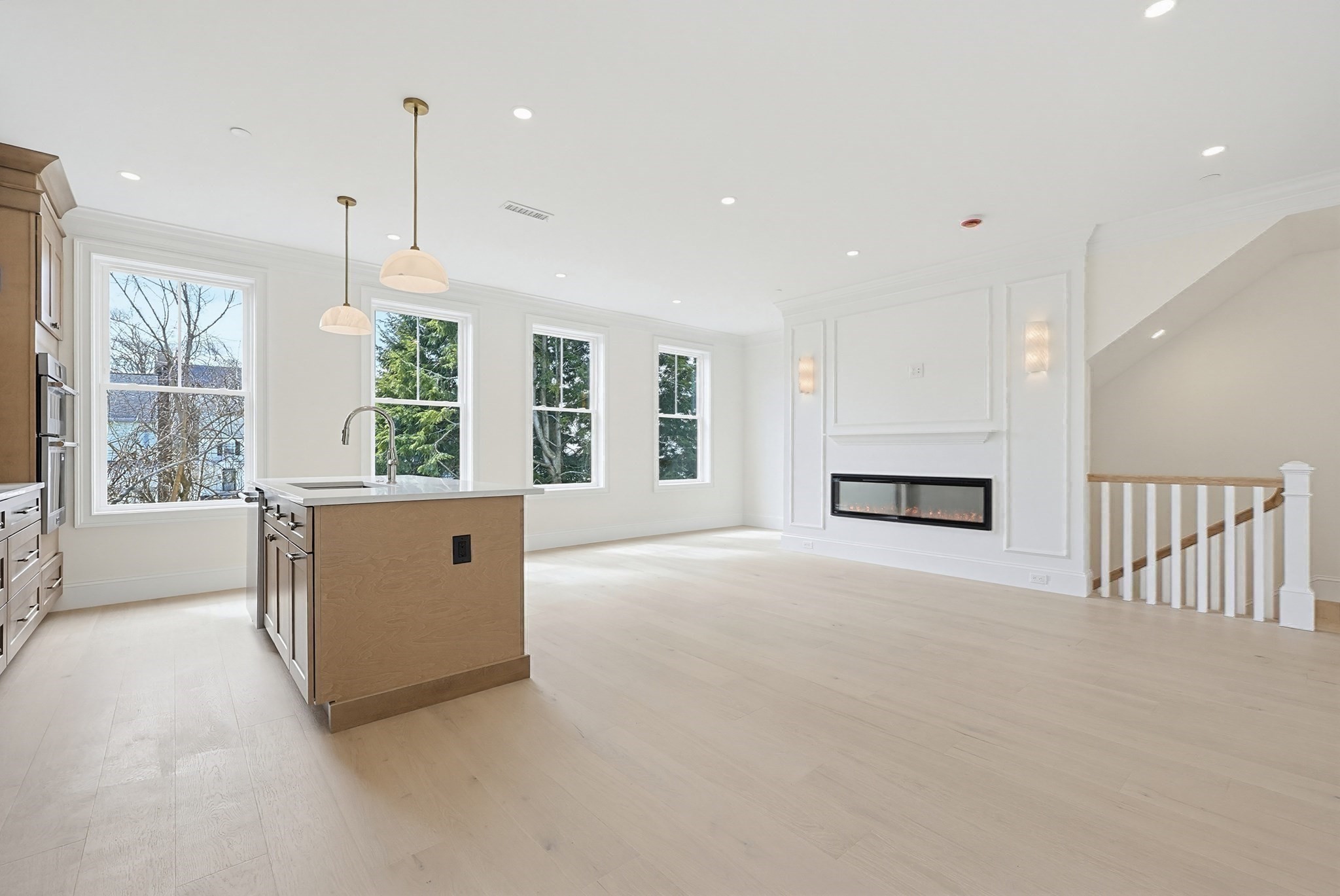 Brighton, Massachusetts, 02135, United States, 4 Bedrooms Bedrooms, ,4 BathroomsBathrooms,Residential,For Sale,2030744
