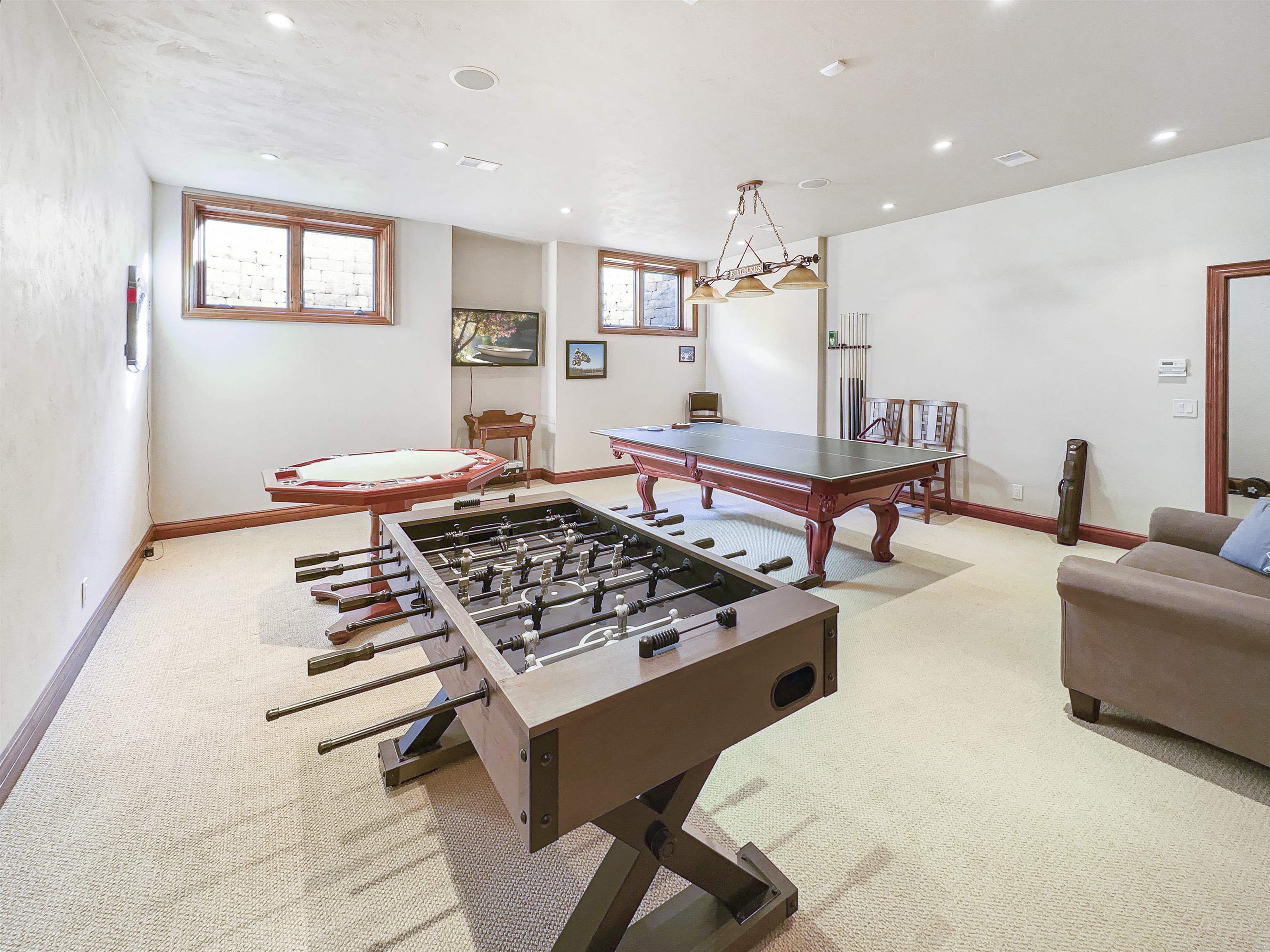 5211 Whitetail Way, Appleton, Wisconsin, 54914, United States, 5 Bedrooms Bedrooms, ,6 BathroomsBathrooms,Residential,For Sale,5211 Whitetail Way,1164448