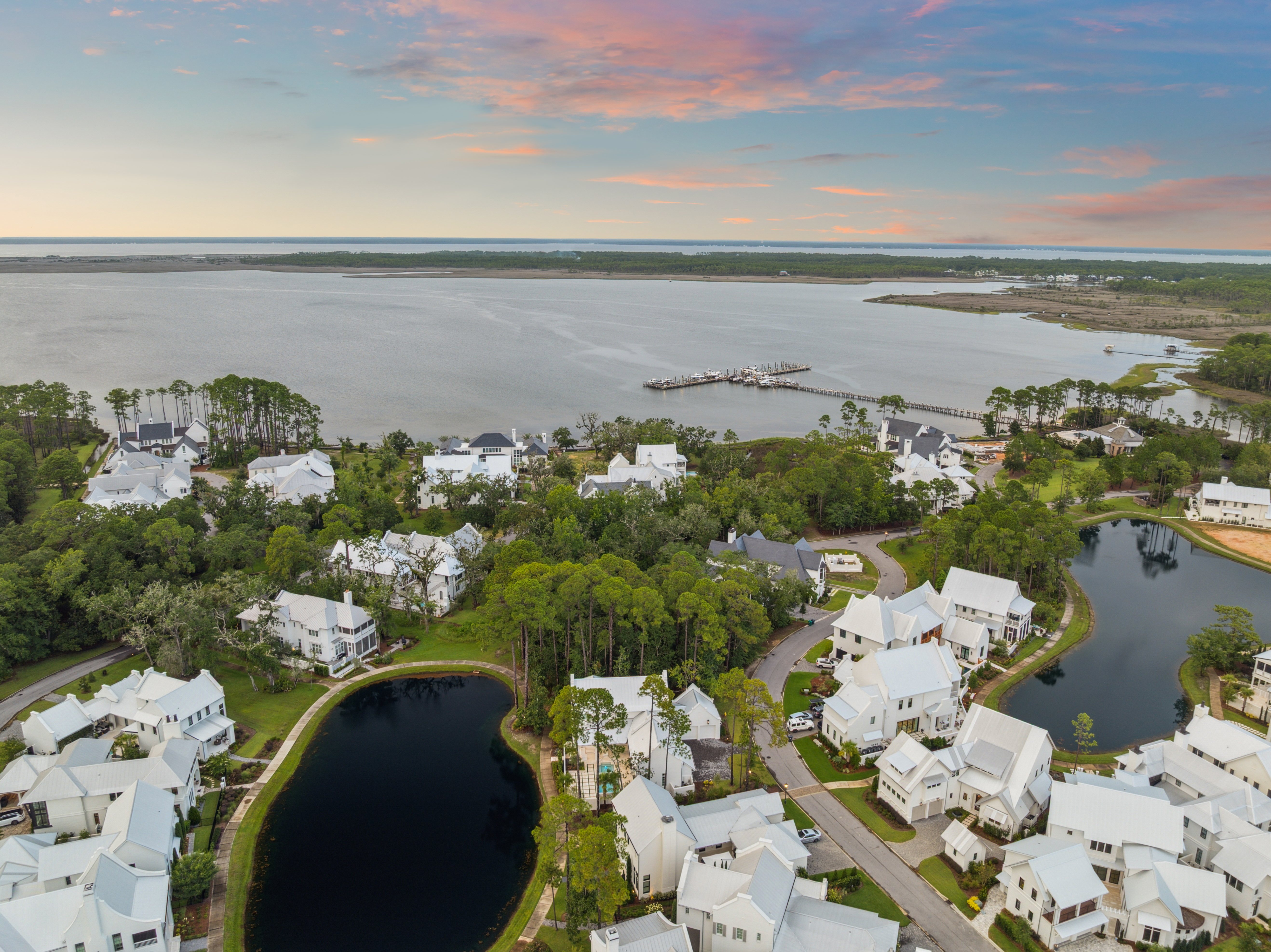 Lakefront Homesite In Secluded Gated Community With Marina And Bay Access - 物件實景