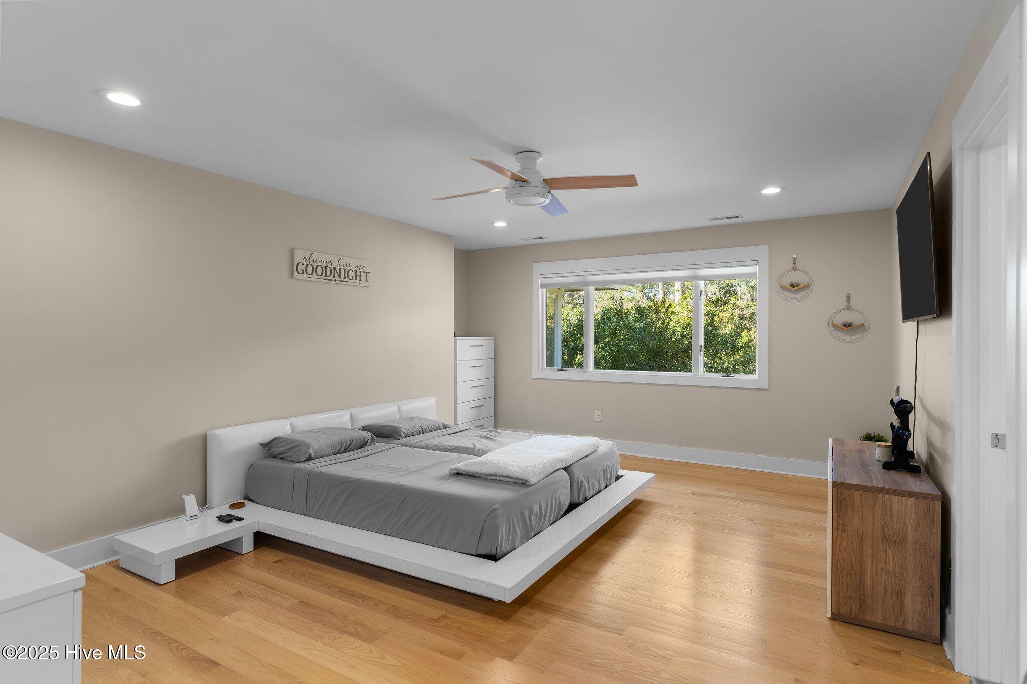 Hampstead, North Carolina, 28443, United States, 3 Bedrooms Bedrooms, ,4 BathroomsBathrooms,Residential,For Sale,1810600