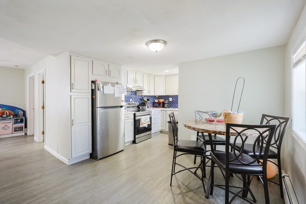 Fall River, Massachusetts, 02720, United States, 6 Bedrooms Bedrooms, ,3 BathroomsBathrooms,Residential,For Sale,2045216