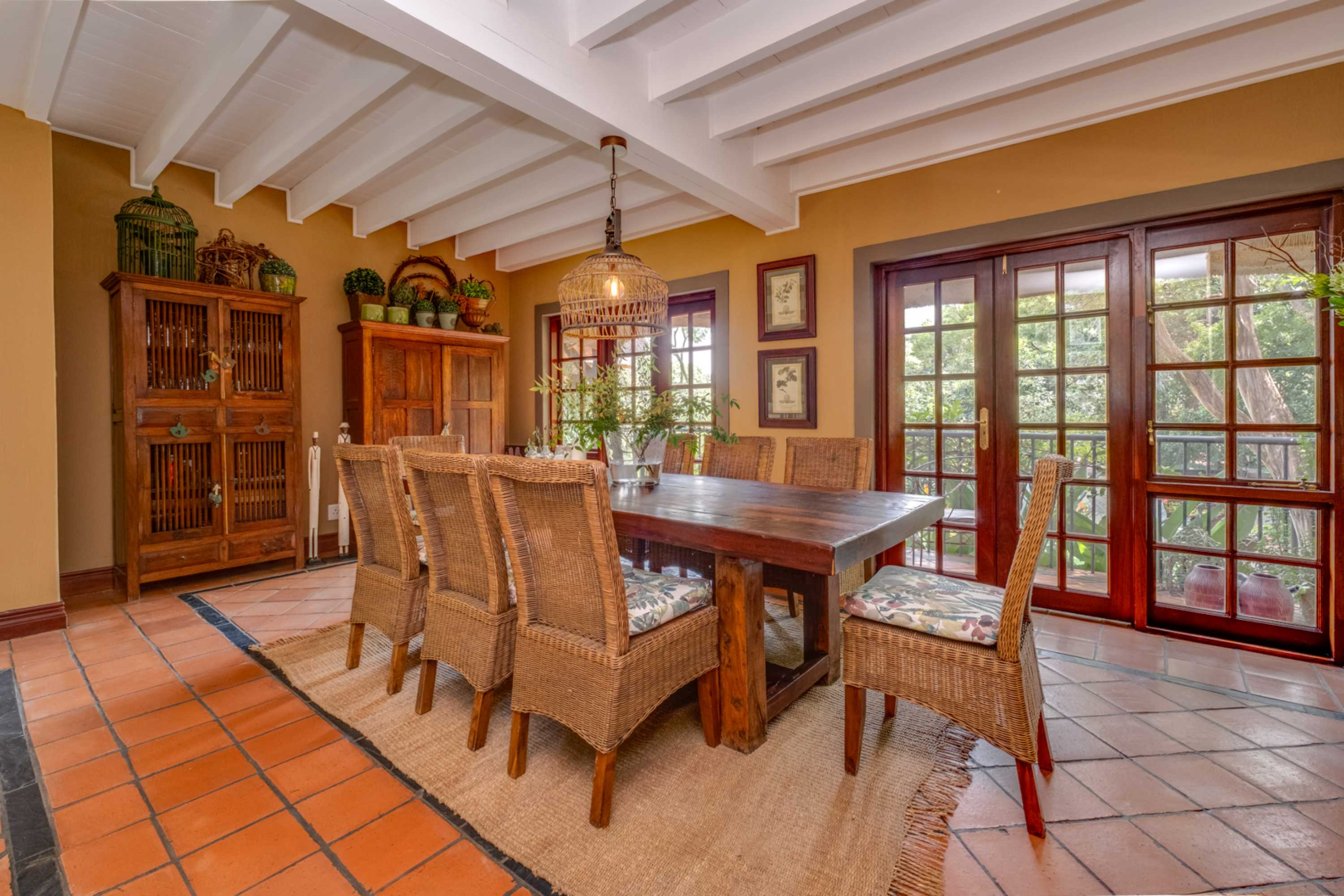  Modern Thatched Family Home For The Executive Buyer - 物件實景