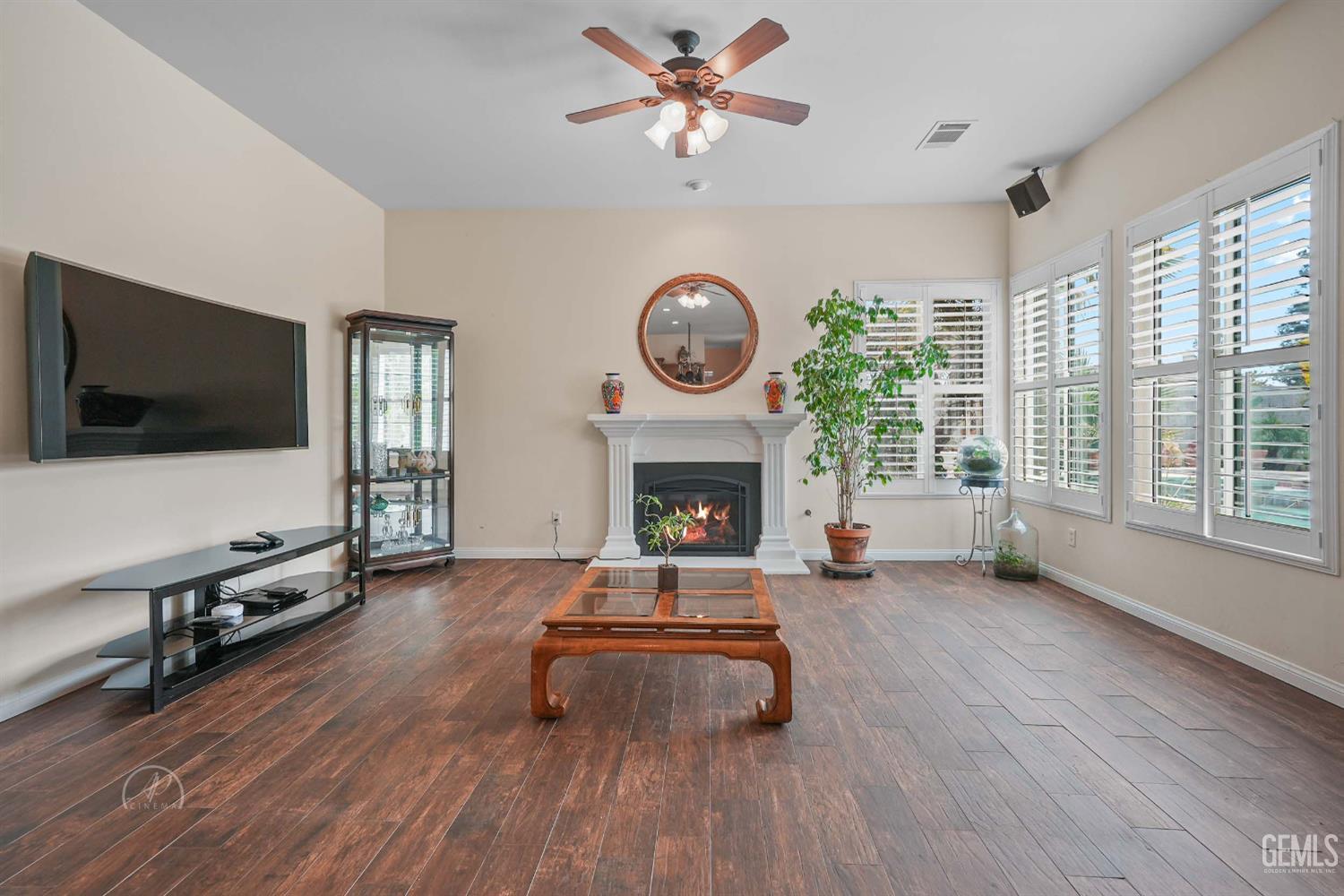 Bakersfield, California, 93314, United States, 5 Bedrooms Bedrooms, ,3 BathroomsBathrooms,Residential,For Sale,1974867