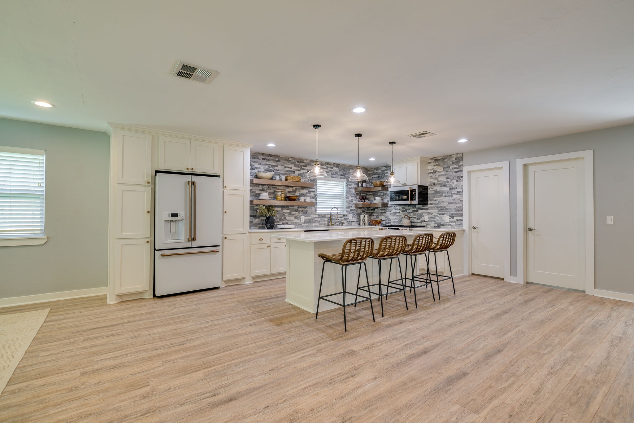  2405 Northwest 59th Street, Oklahoma City, OK 73112 - 物件實景