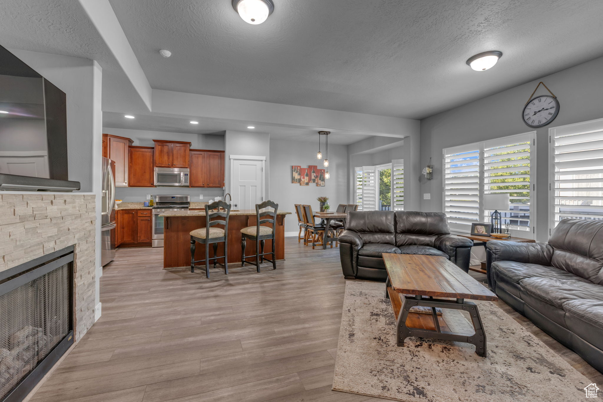 Midvale, Utah, 84047, United States, 4 Bedrooms Bedrooms, ,2 BathroomsBathrooms,Residential,For Sale,1903800
