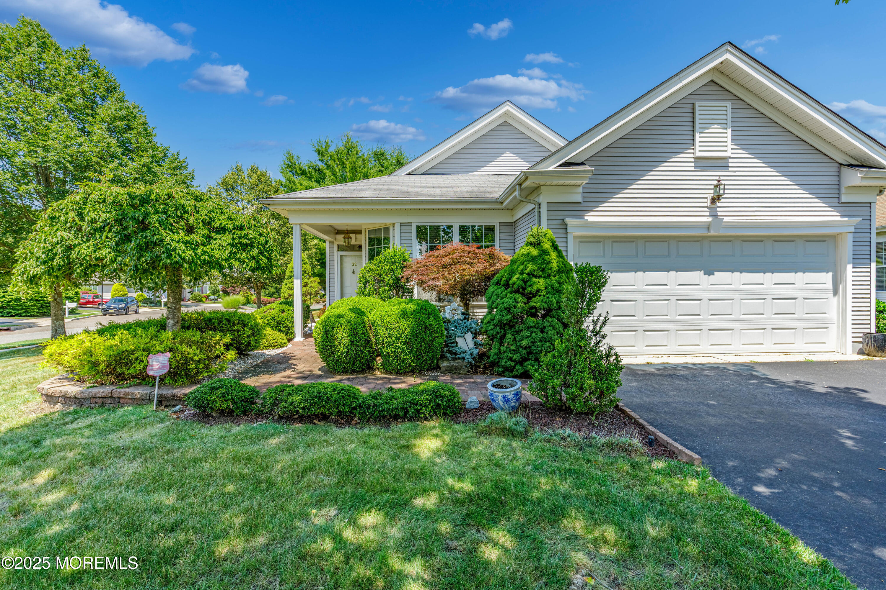 Jackson, New Jersey, 08527, United States, 2 Bedrooms Bedrooms, ,2 BathroomsBathrooms,Residential,For Sale,1891386