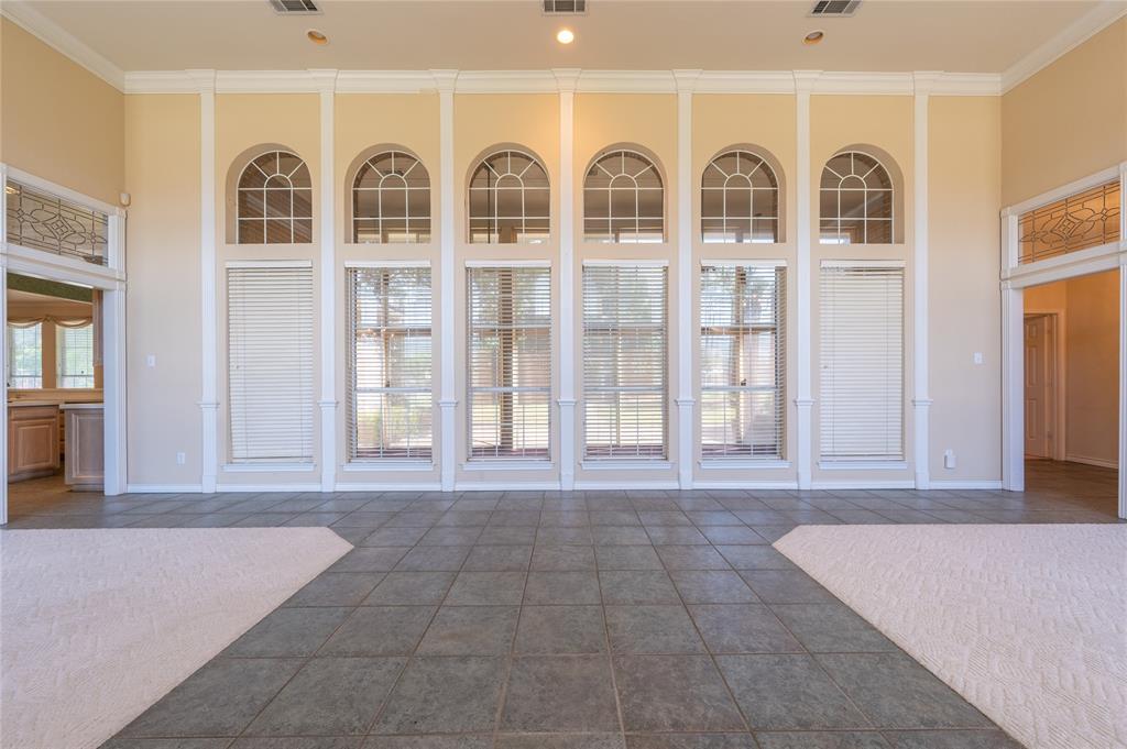 Crowley, Texas, 76036, United States, 4 Bedrooms Bedrooms, ,3 BathroomsBathrooms,Residential,For Sale,1930619
