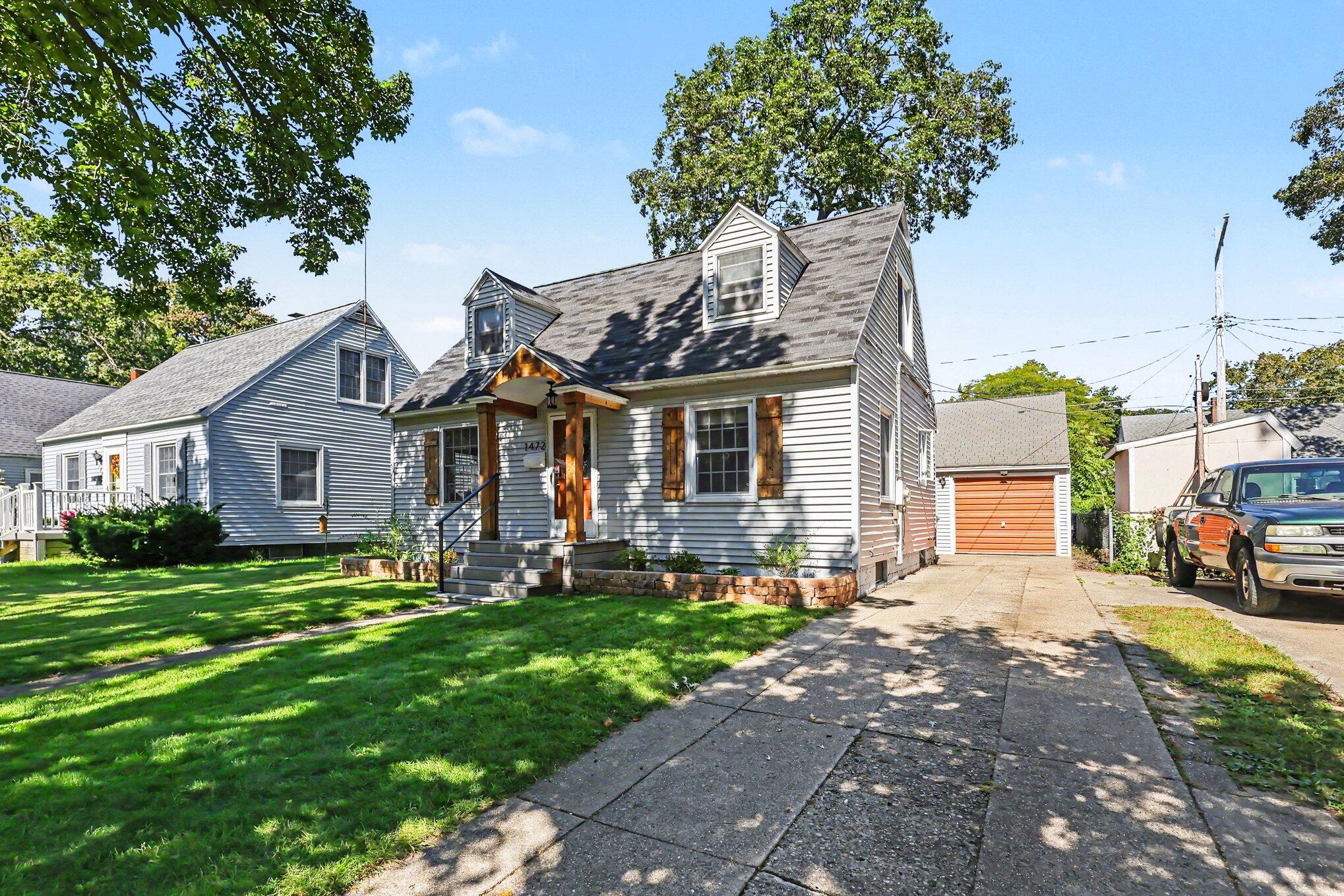 Montague Ave, Muskegon, MI 49441 #1
