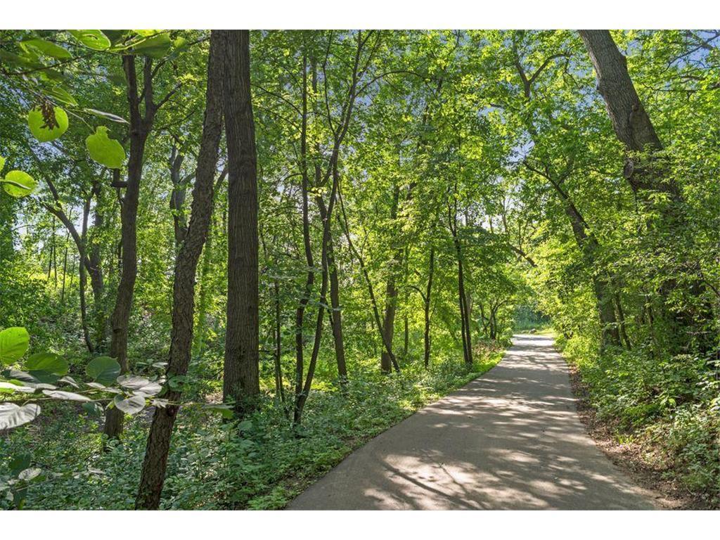 Minneapolis, Minnesota, 55405, United States, 4 Bedrooms Bedrooms, ,1 BathroomBathrooms,Residential,For Sale,1905898