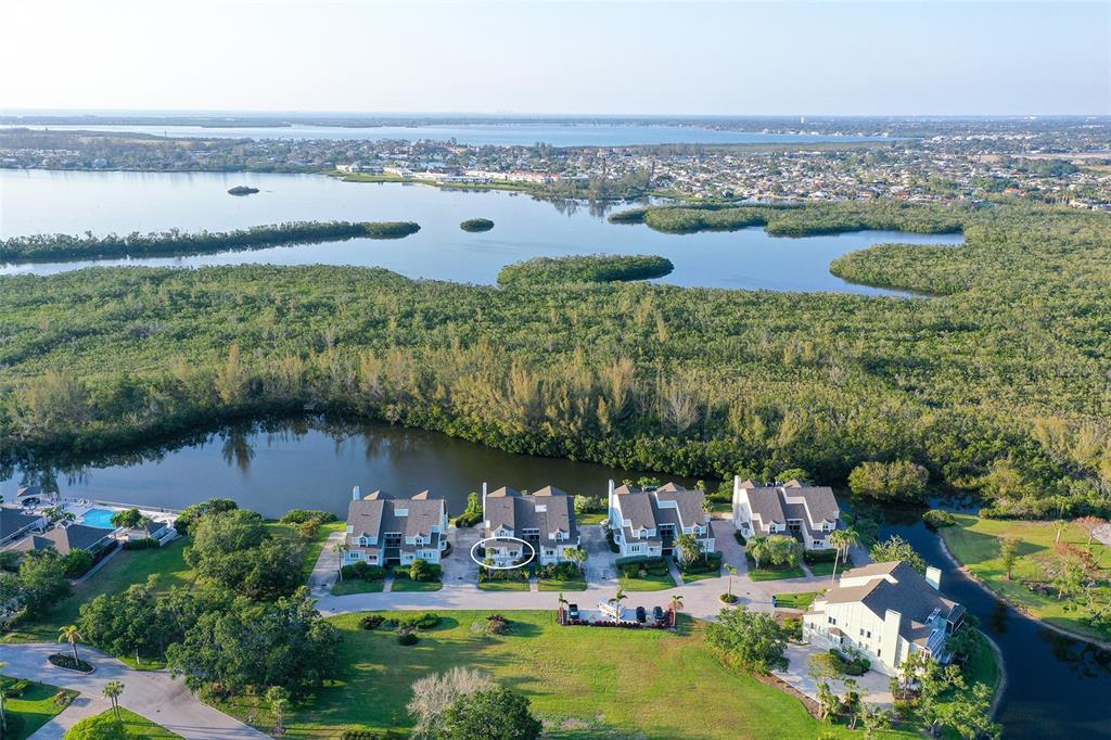 Bradenton, Florida, 34210, United States, 2 Bedrooms Bedrooms, ,3 BathroomsBathrooms,Residential,For Sale,1793424