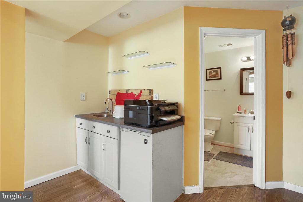 Front Royal, Virginia, 22630, United States, 4 Bedrooms Bedrooms, ,4 BathroomsBathrooms,Residential,For Sale,1994822