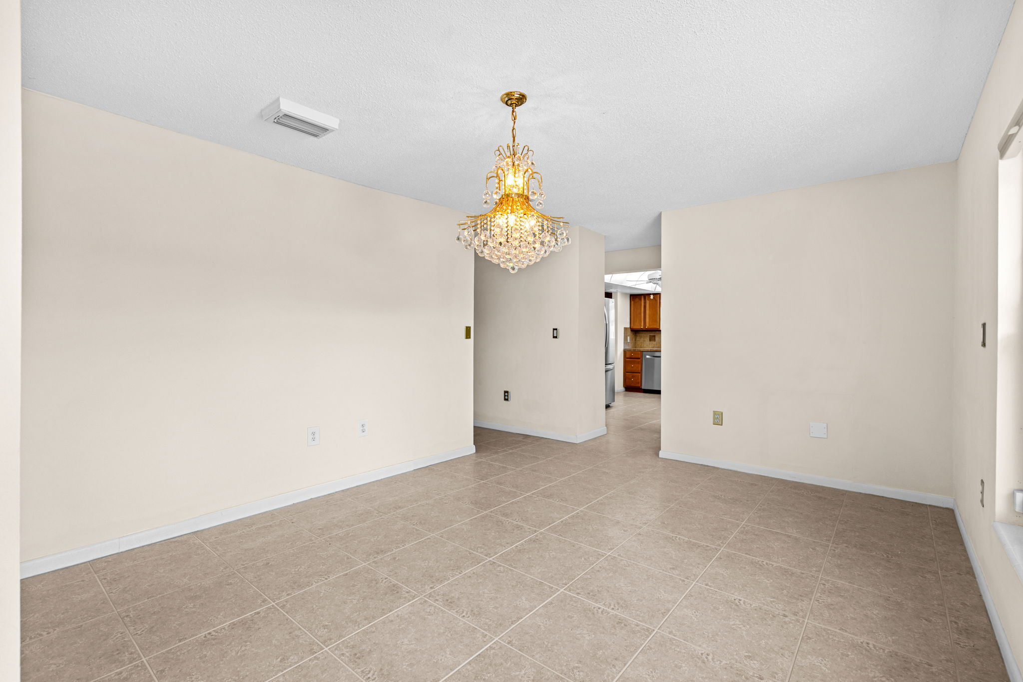  27 Westview Lane, Cocoa Beach, FL, 32931 - 物件實景