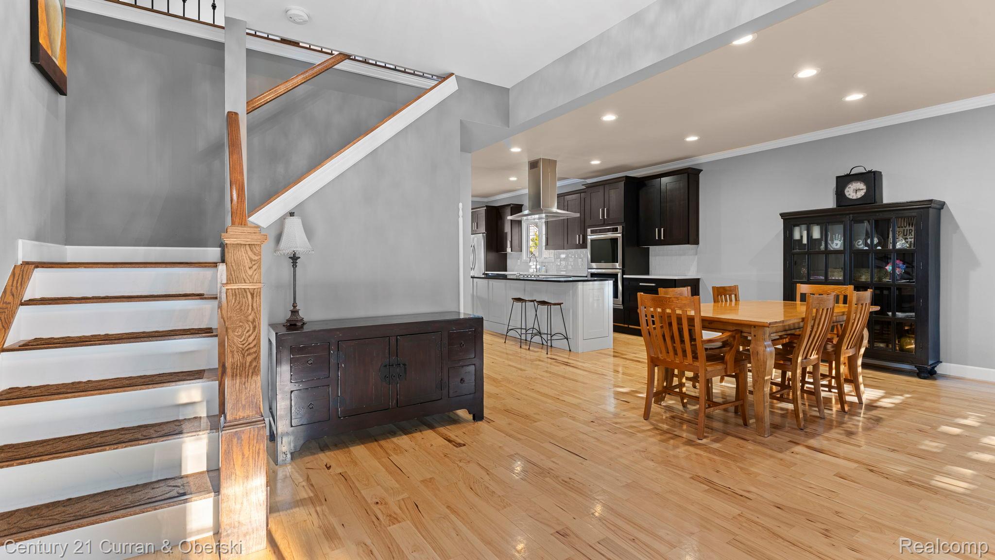 Plymouth, Michigan, 48170, United States, 4 Bedrooms Bedrooms, ,3 BathroomsBathrooms,Residential,For Sale,1941295