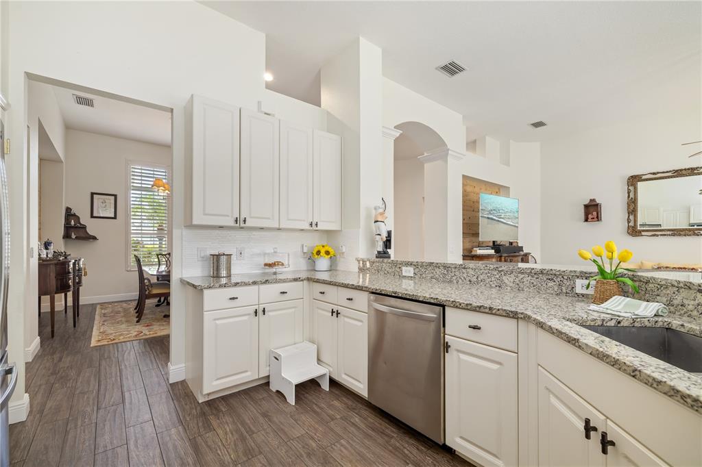 University Park, Florida, 34201, United States, 4 Bedrooms Bedrooms, ,3 BathroomsBathrooms,Residential,For Sale,1932528