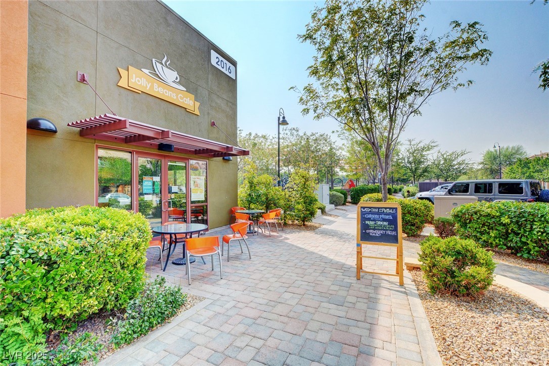 Henderson, Nevada, 89044, United States, 4 Bedrooms Bedrooms, ,3 BathroomsBathrooms,Residential,For Sale,1991497