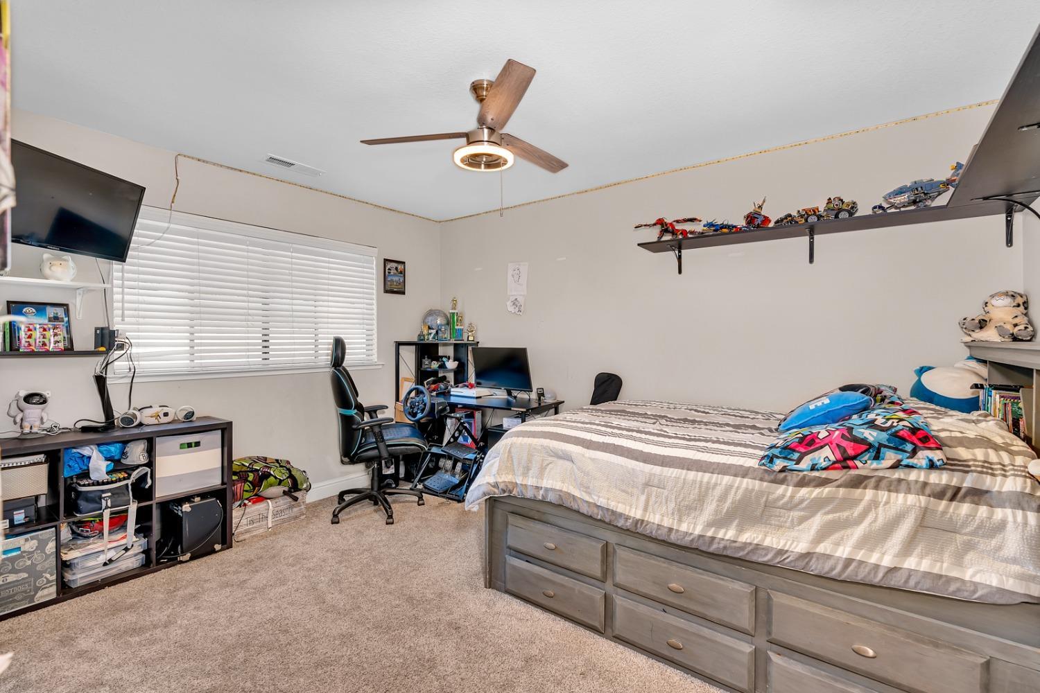 Madera, California, 93637, United States, 3 Bedrooms Bedrooms, ,3 BathroomsBathrooms,Residential,For Sale,1984601