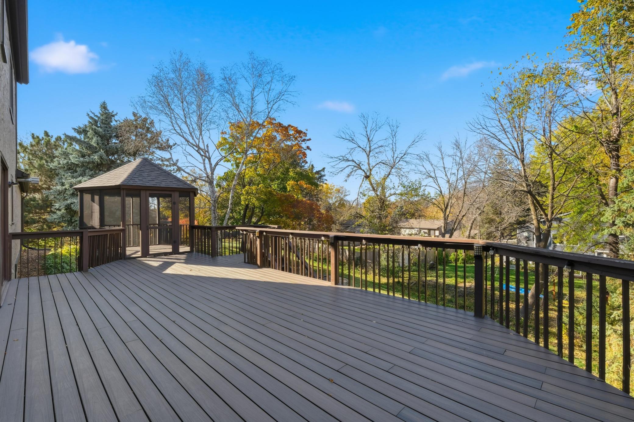 Woodbury, Minnesota, 55125, United States, 4 Bedrooms Bedrooms, ,2 BathroomsBathrooms,Residential,For Sale,1991775