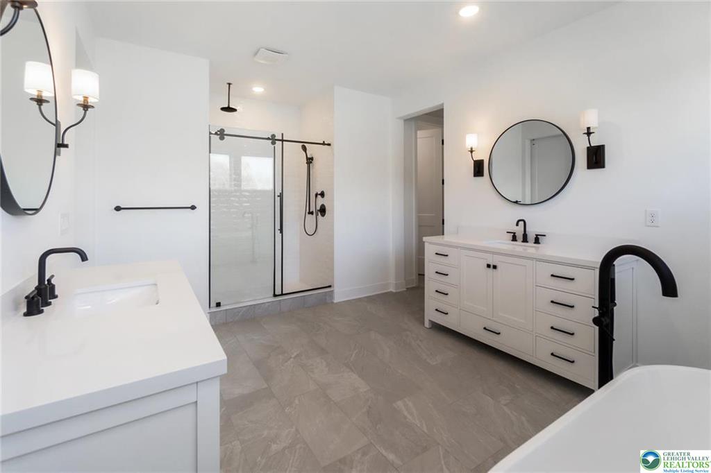 Bethlehem, Pennsylvania, 18017, United States, 6 Bedrooms Bedrooms, ,6 BathroomsBathrooms,Residential,For Sale,1975535