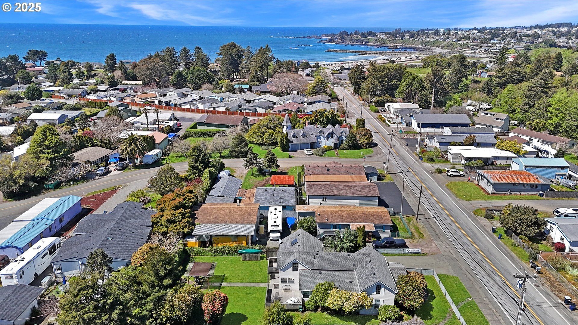 Brookings, Oregon, 97415, United States, 4 Bedrooms Bedrooms, ,2 BathroomsBathrooms,Residential,For Sale,1921792