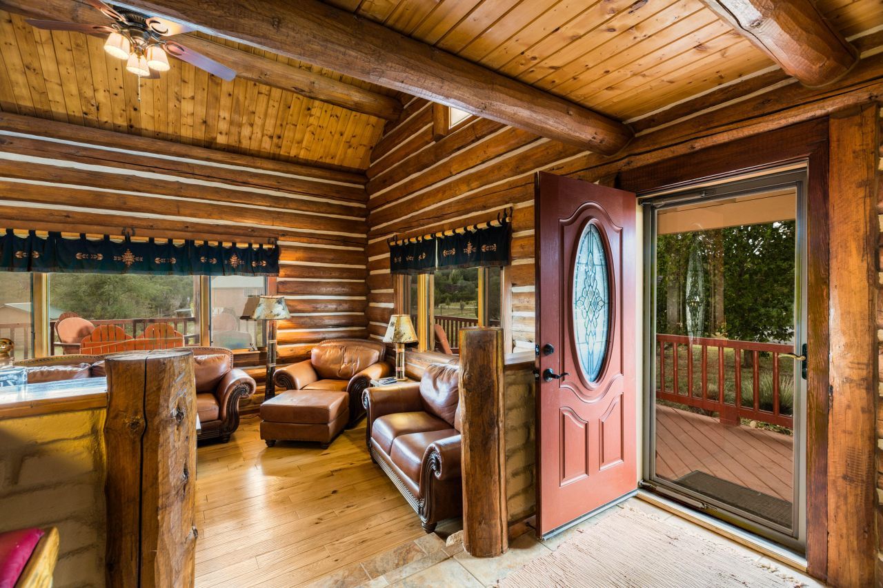 Tijeras, New Mexico, 87059, United States, 3 Bedrooms Bedrooms, ,2 BathroomsBathrooms,Residential,For Sale,1942288