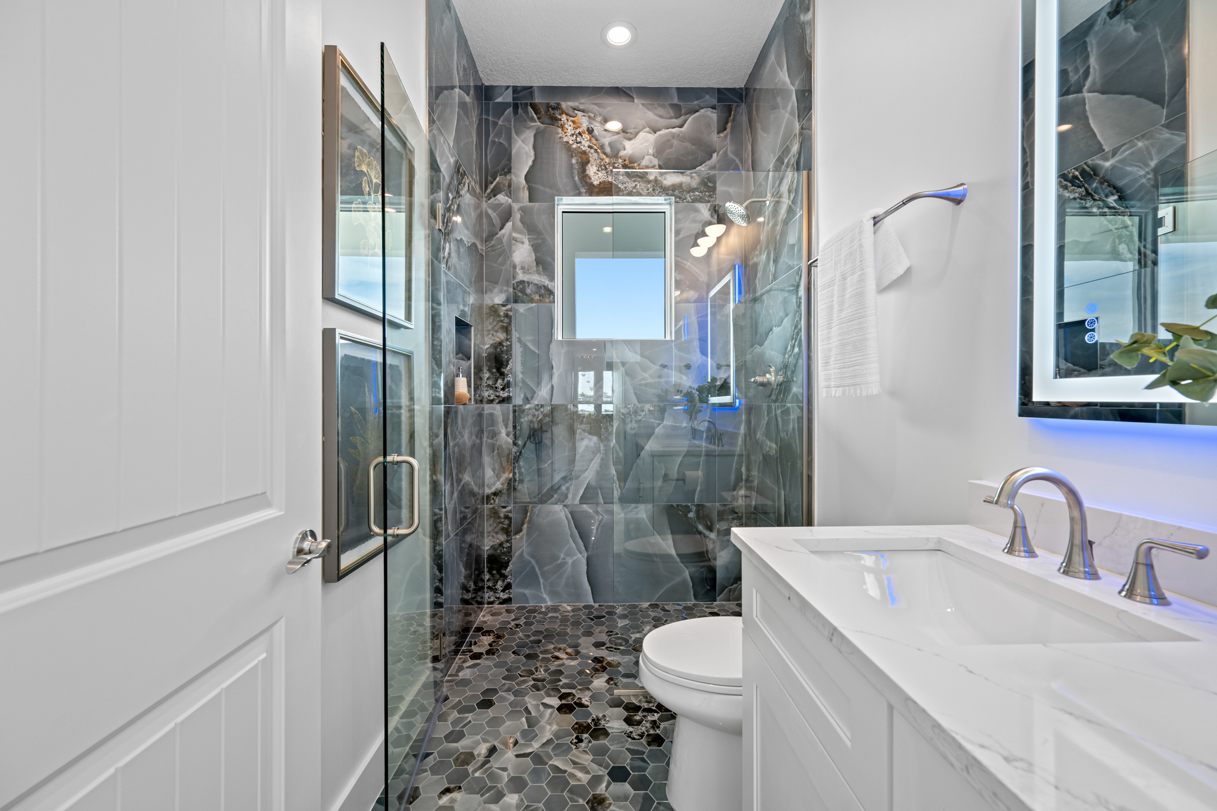 Madeira Beach, Florida, 33708, United States, 6 Bedrooms Bedrooms, ,6 BathroomsBathrooms,Residential,For Sale,1988521