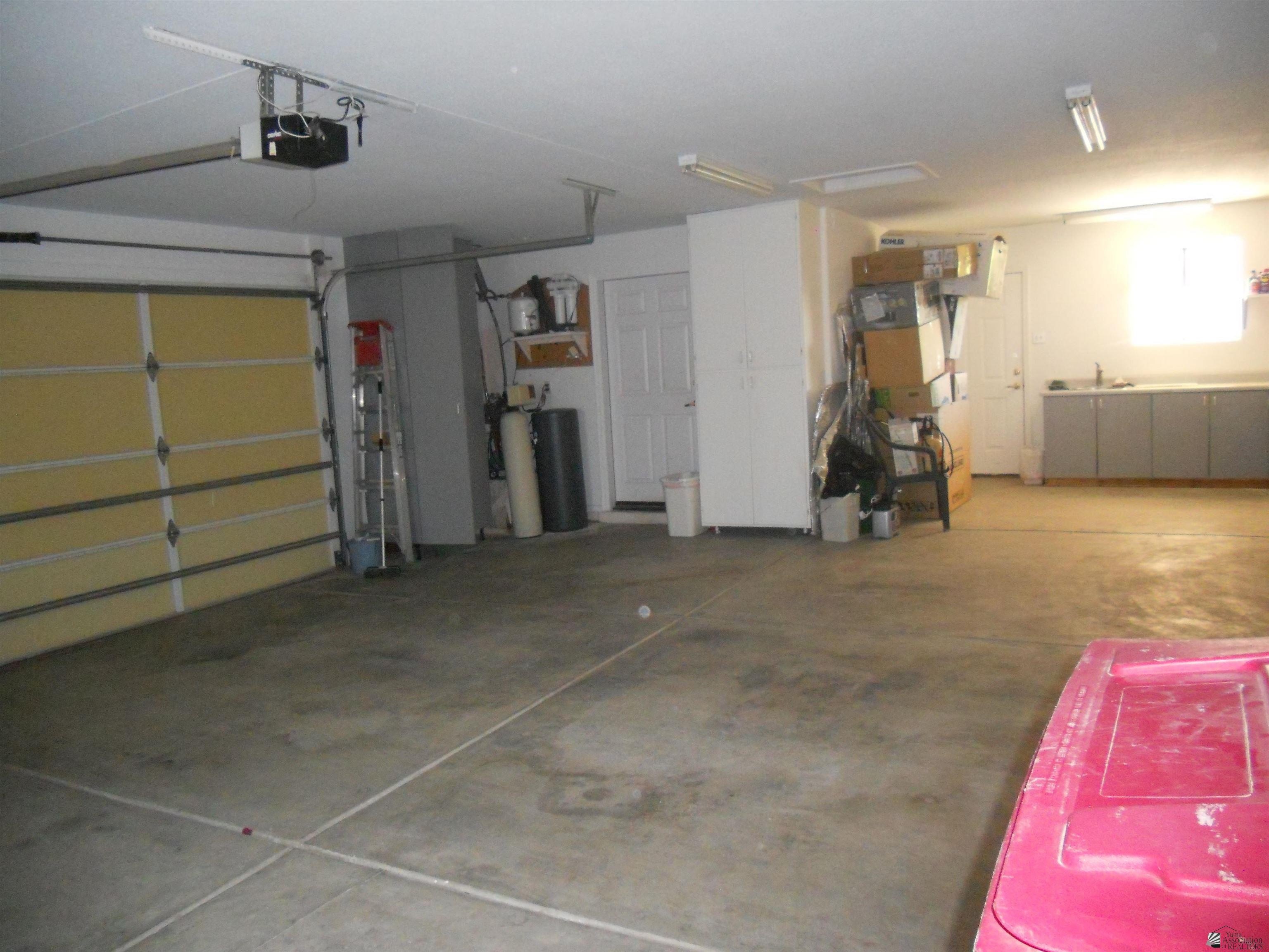 Yuma, Arizona, 85367-9999, United States, ,Residential,For Sale,1989854