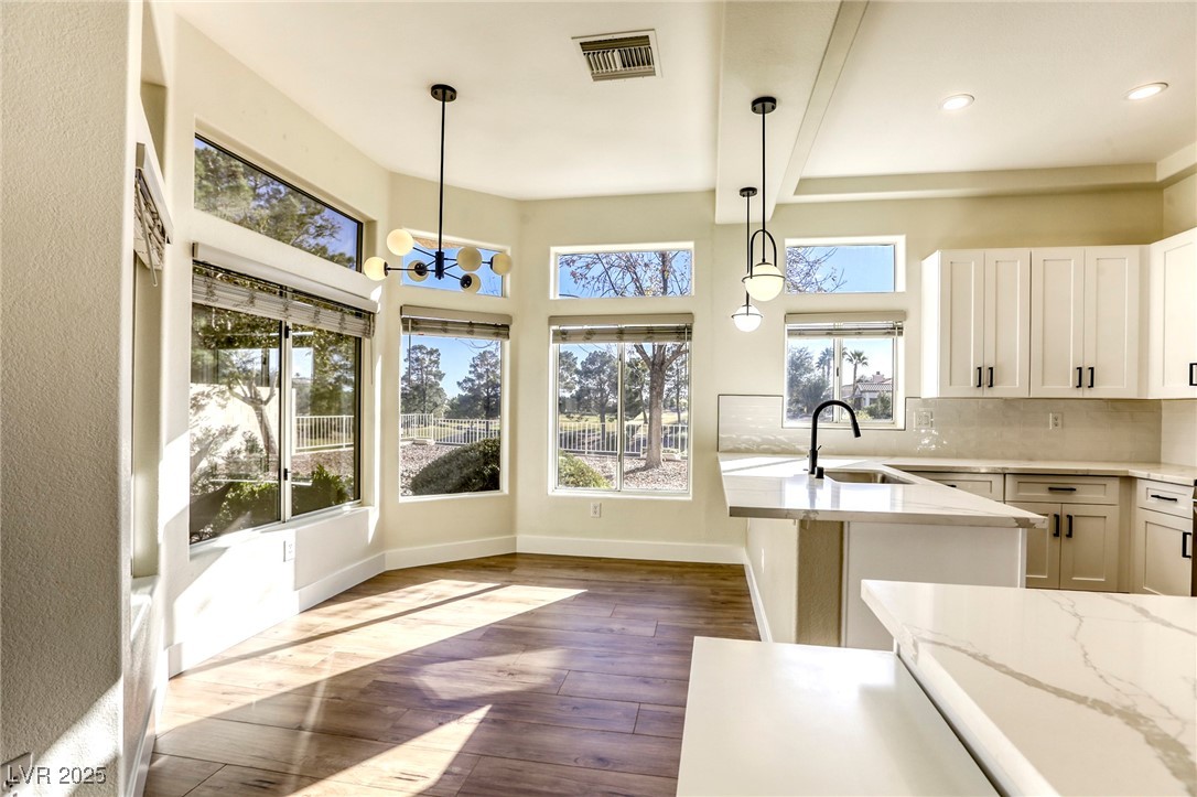 Las Vegas, Nevada, 89134, United States, 2 Bedrooms Bedrooms, ,1 BathroomBathrooms,Residential,For Sale,1999862